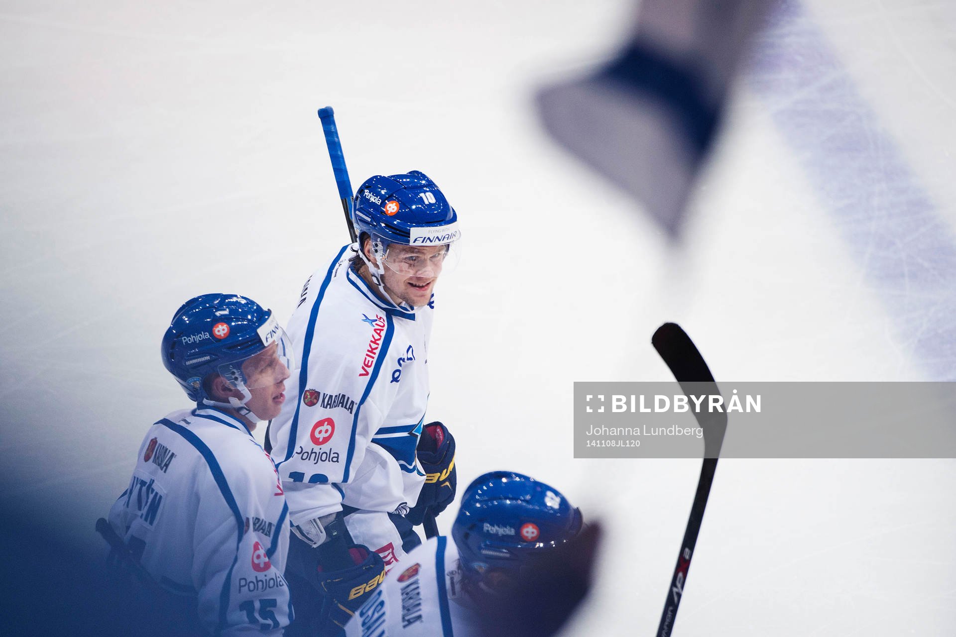 Finlands Mikko Kousa jublar