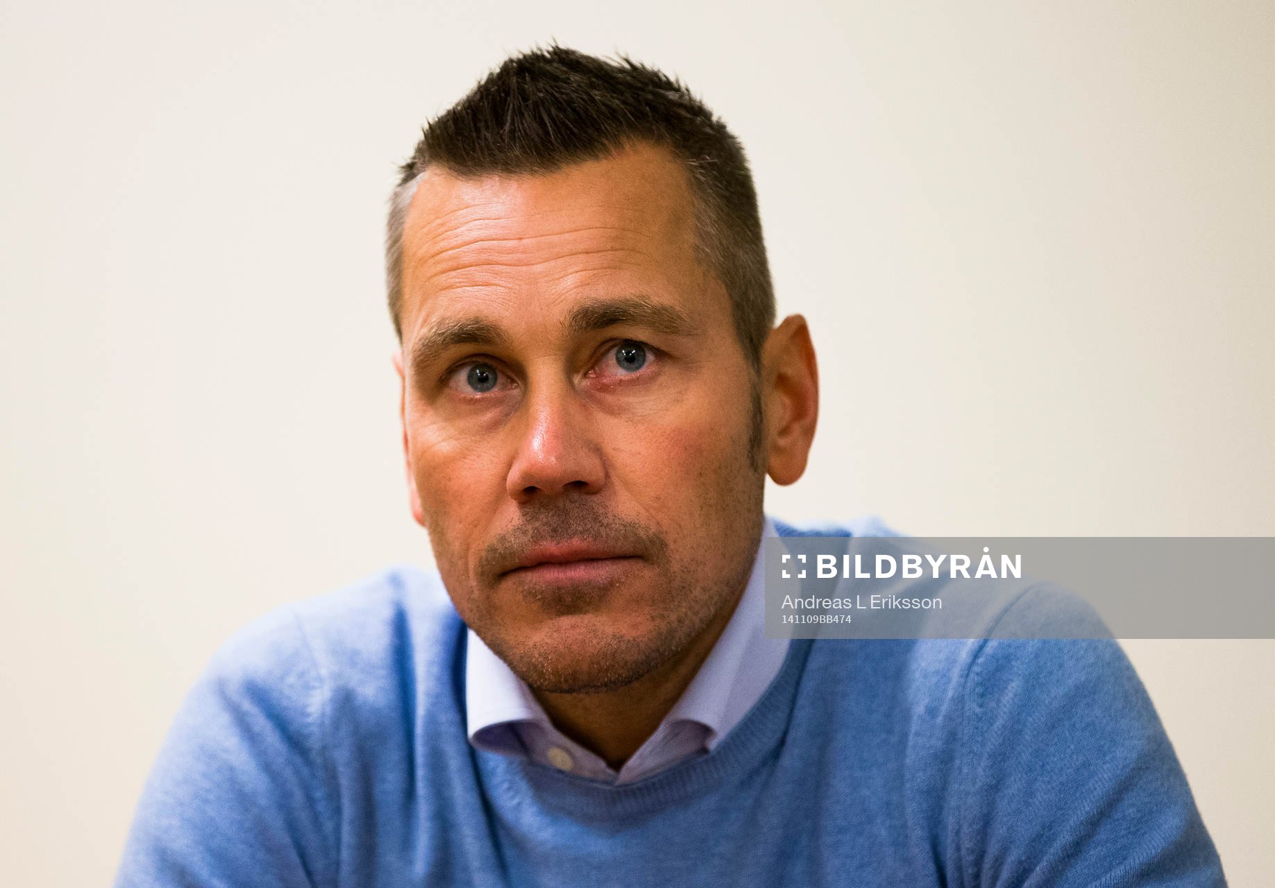 Örgrytes tränare Marcus Lantz på presskonferensen