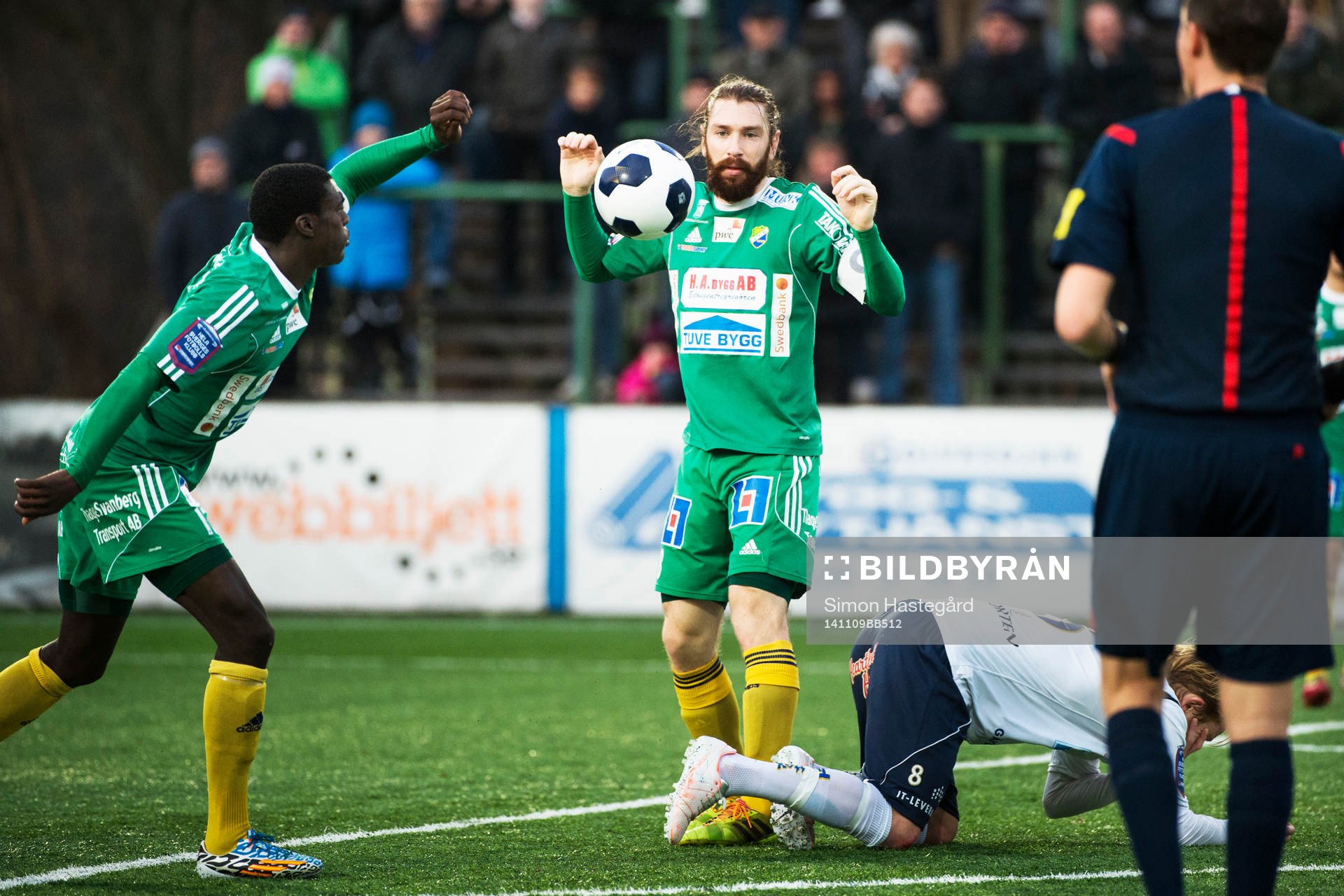 Ljungskiles  Ken Sema  och Marcus Gustafsson  deppar