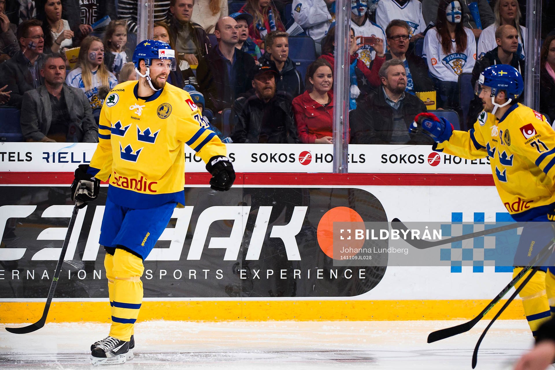 Sveriges Dick Axelsson gör 0-2 0ch jublar