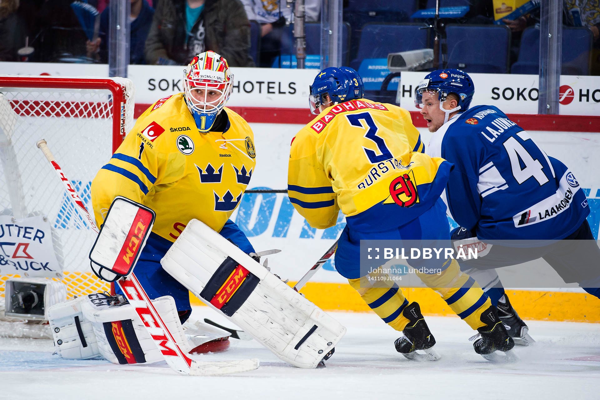 Sveriges Niclas Burström och Finlands Ville Lajunen rundar