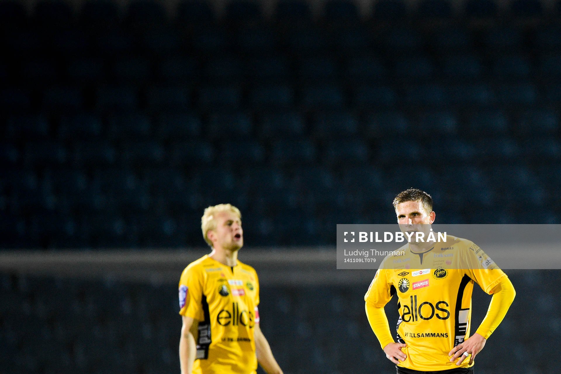 Elfsborgs Johan Larsson och Anders Svensson deppar