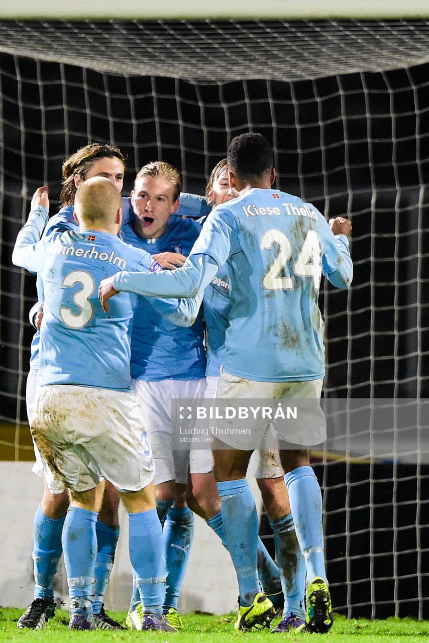 Malmö FFs spelare jublar