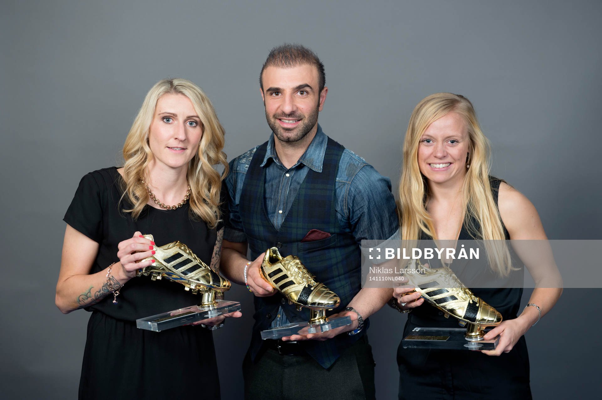 Årets skyttekungar Mia Jalkerud, Anja Mittag och Kennedy Bakircioglu under Fotbollsgalan den 10 november 2014 i Stockholm.
