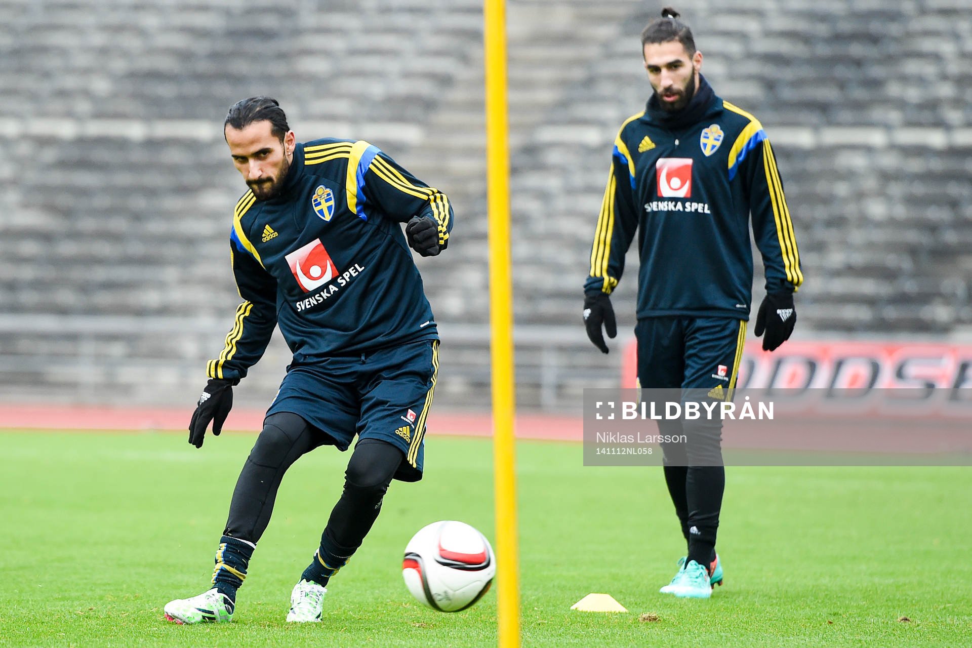 Sveriges Erkan Zengin och Jimmy Durmaz