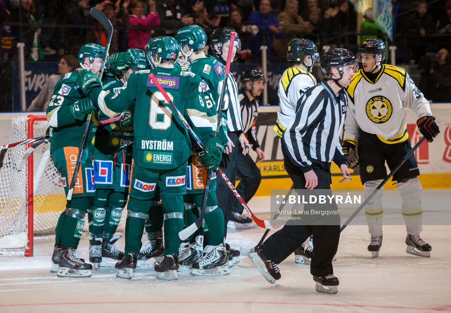 Färjestads Joakim Nygård jublar vid mål 2-1 av Joakim