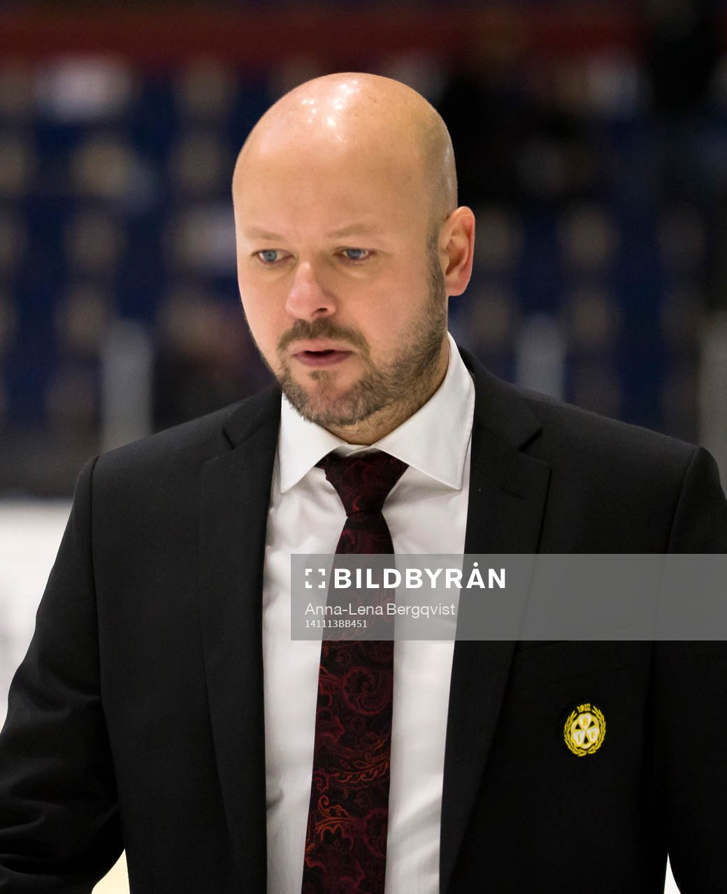 Brynäs tränare Tommy Jonsson ser deppig ut