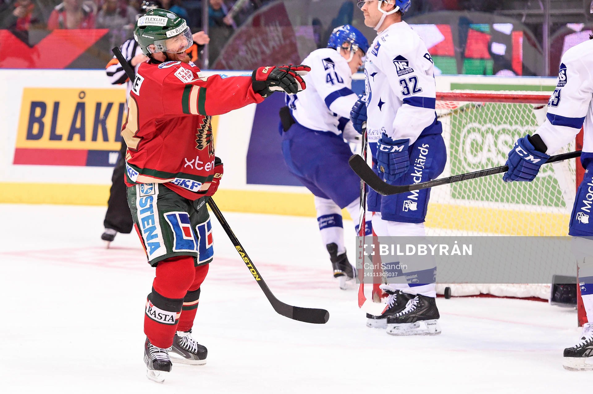 Frölundas Robin Figren firar