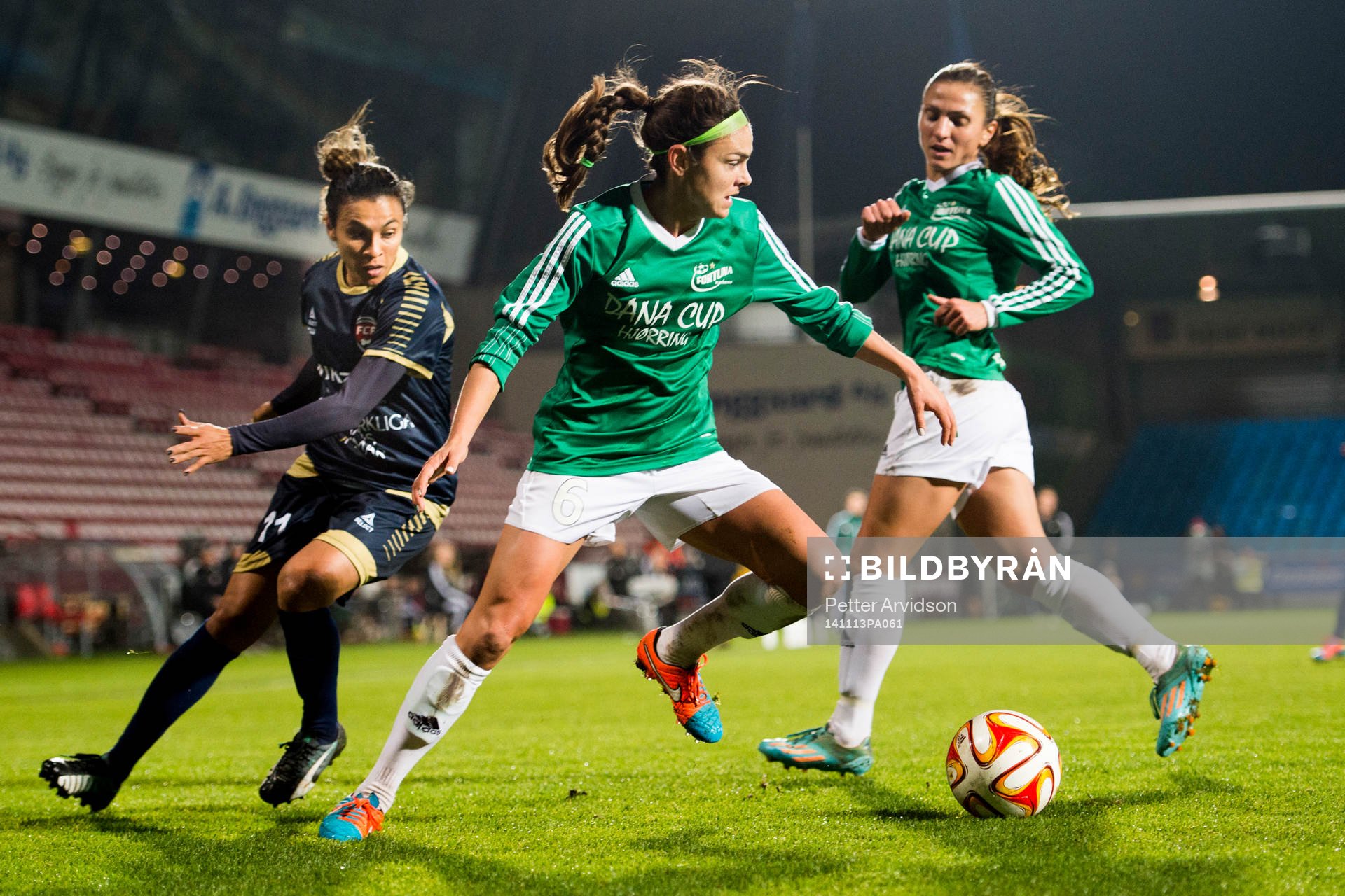 Fortuna Hjørrings Janelle Cordia och Rosengårds Marta