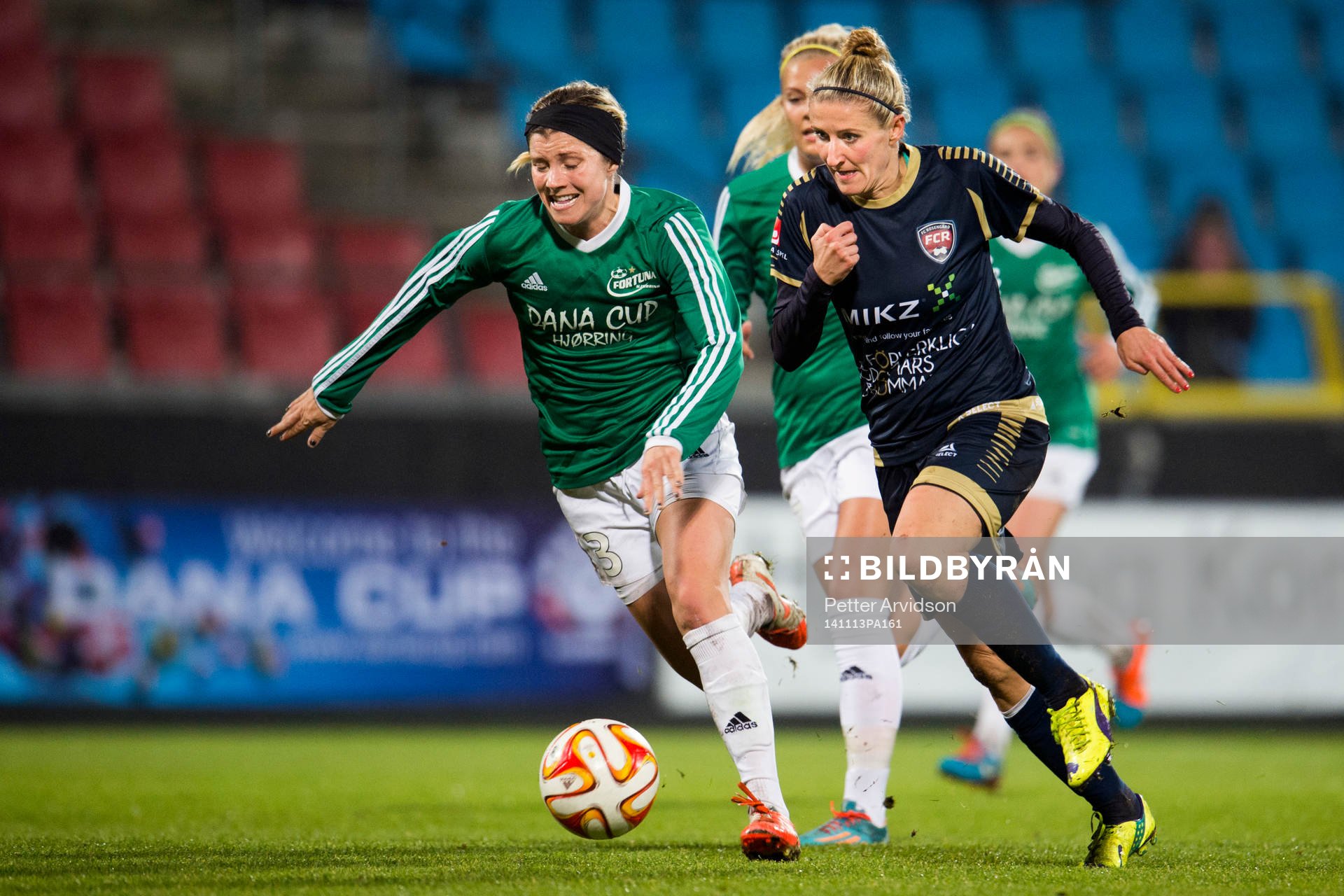 Rosengårds Anja Mittag och Fortuna Hjørrings Taryn