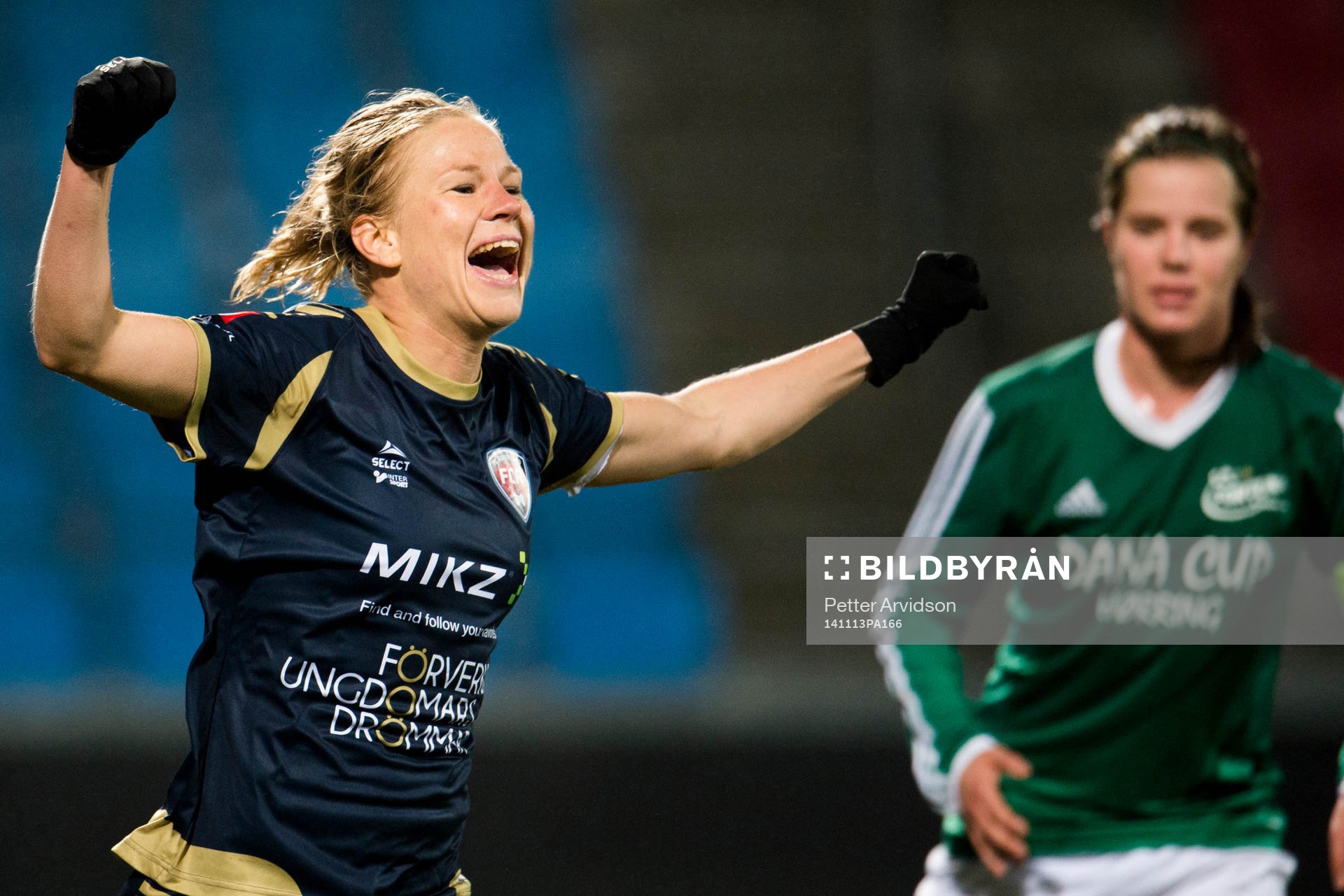 Rosengårds Katrin Schmidt (som gjorde sin sista match med