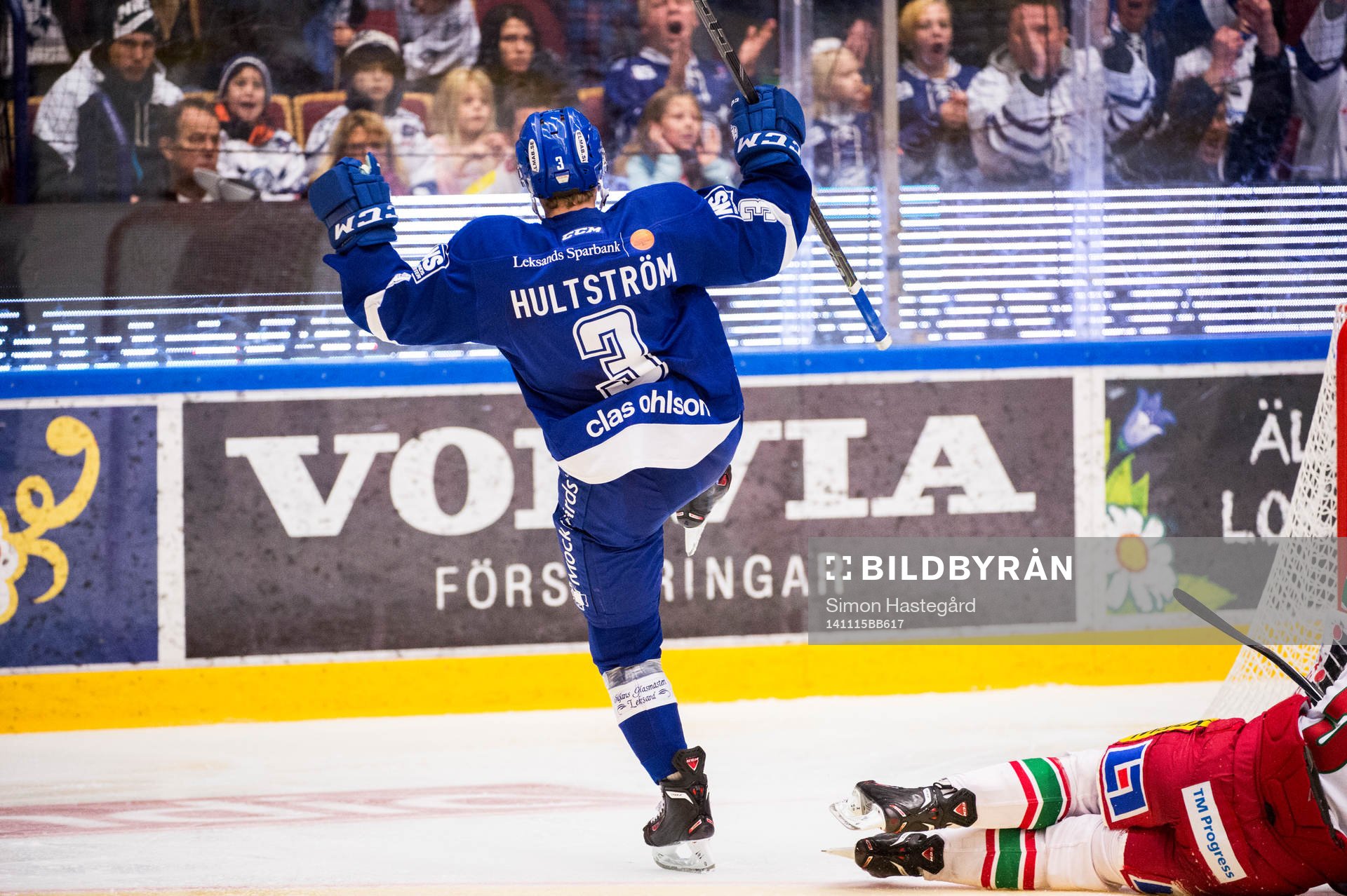 Leksands Linus Hultström jublar
