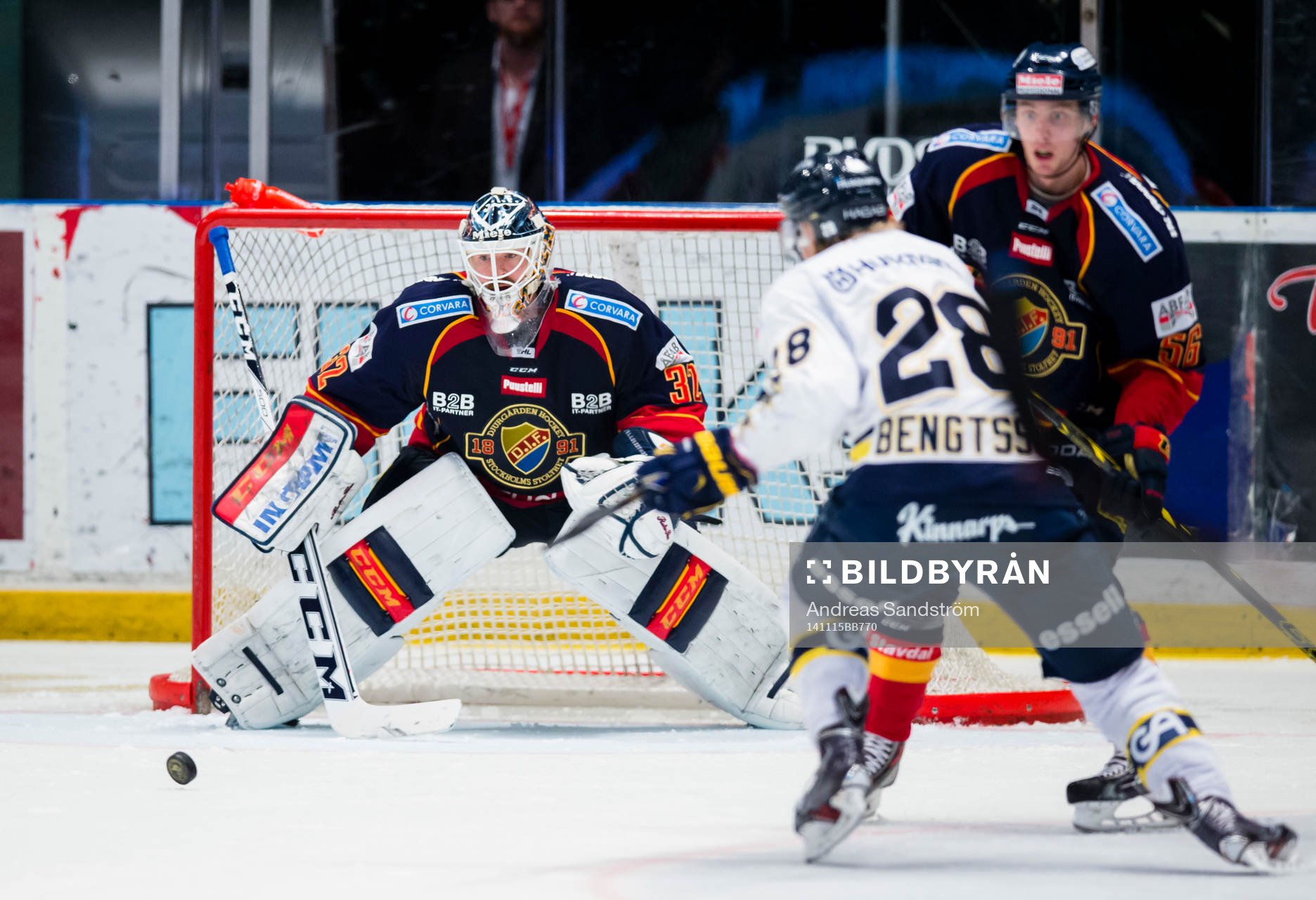 Djurgårdens målvakt Mikael Tellqvist ser fokuserad ut