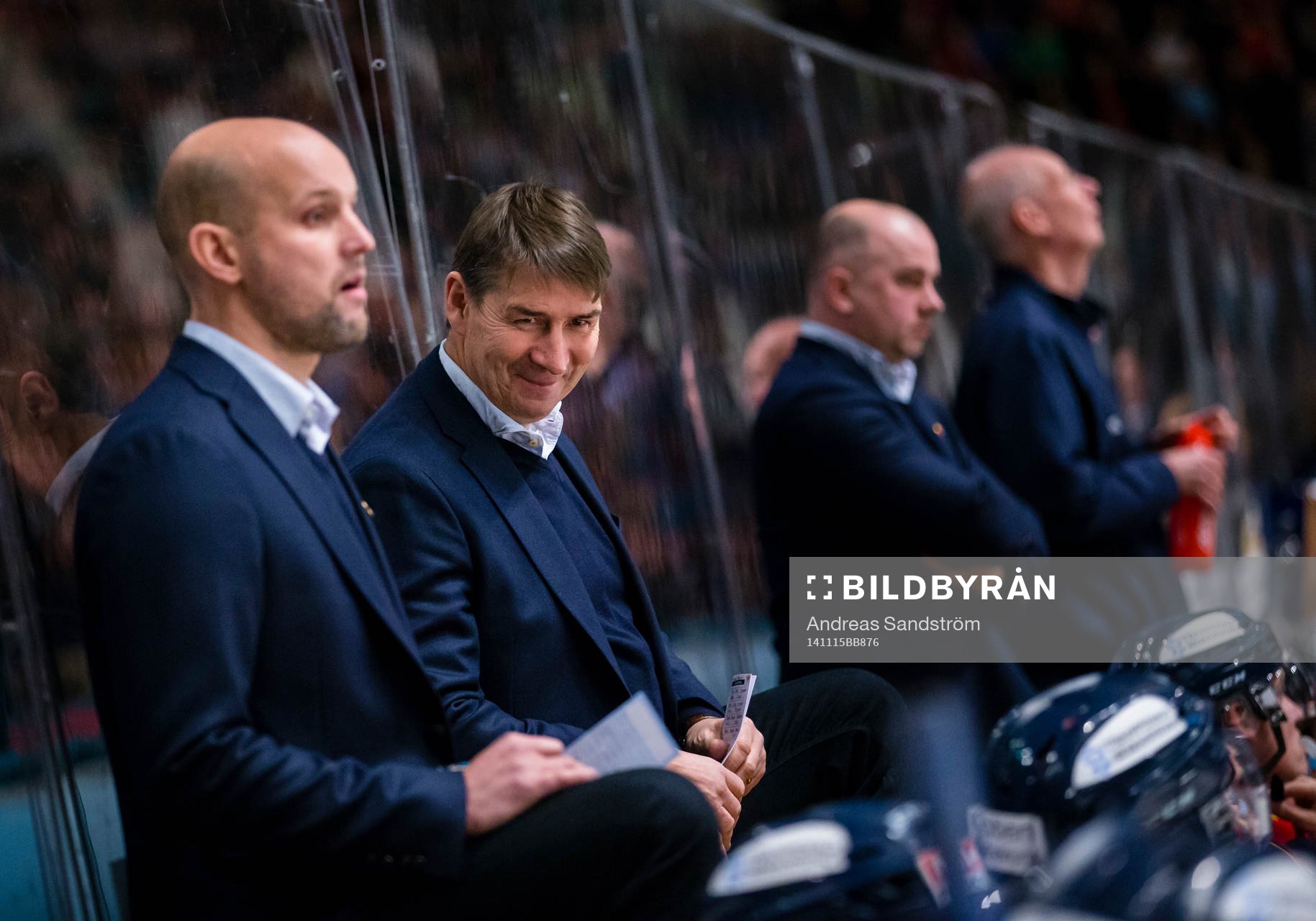 Djurgårdens tränare Hans Särkijärvi ser glad ut