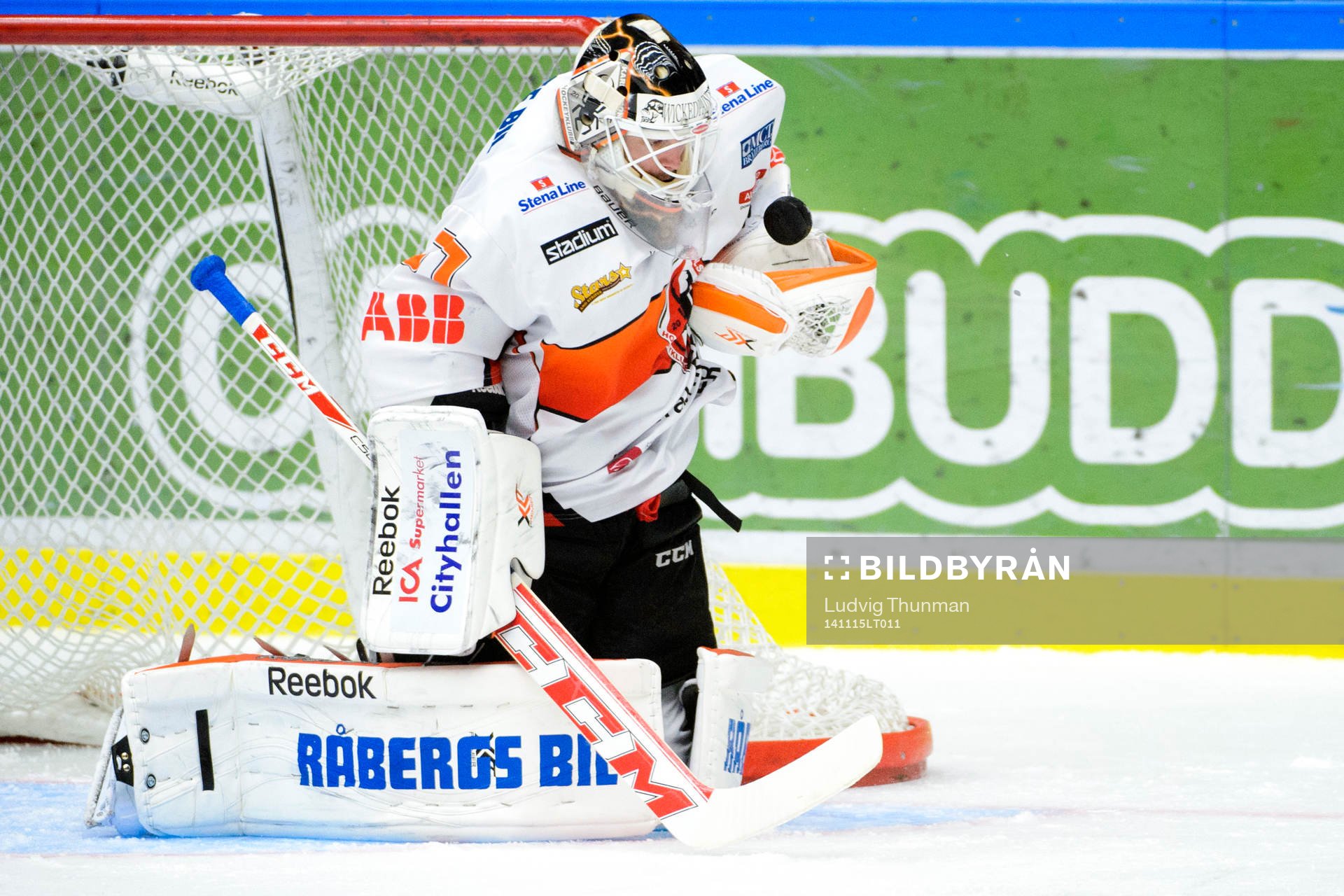 Karlskronasmålvakt Patrick Galbraith räddar