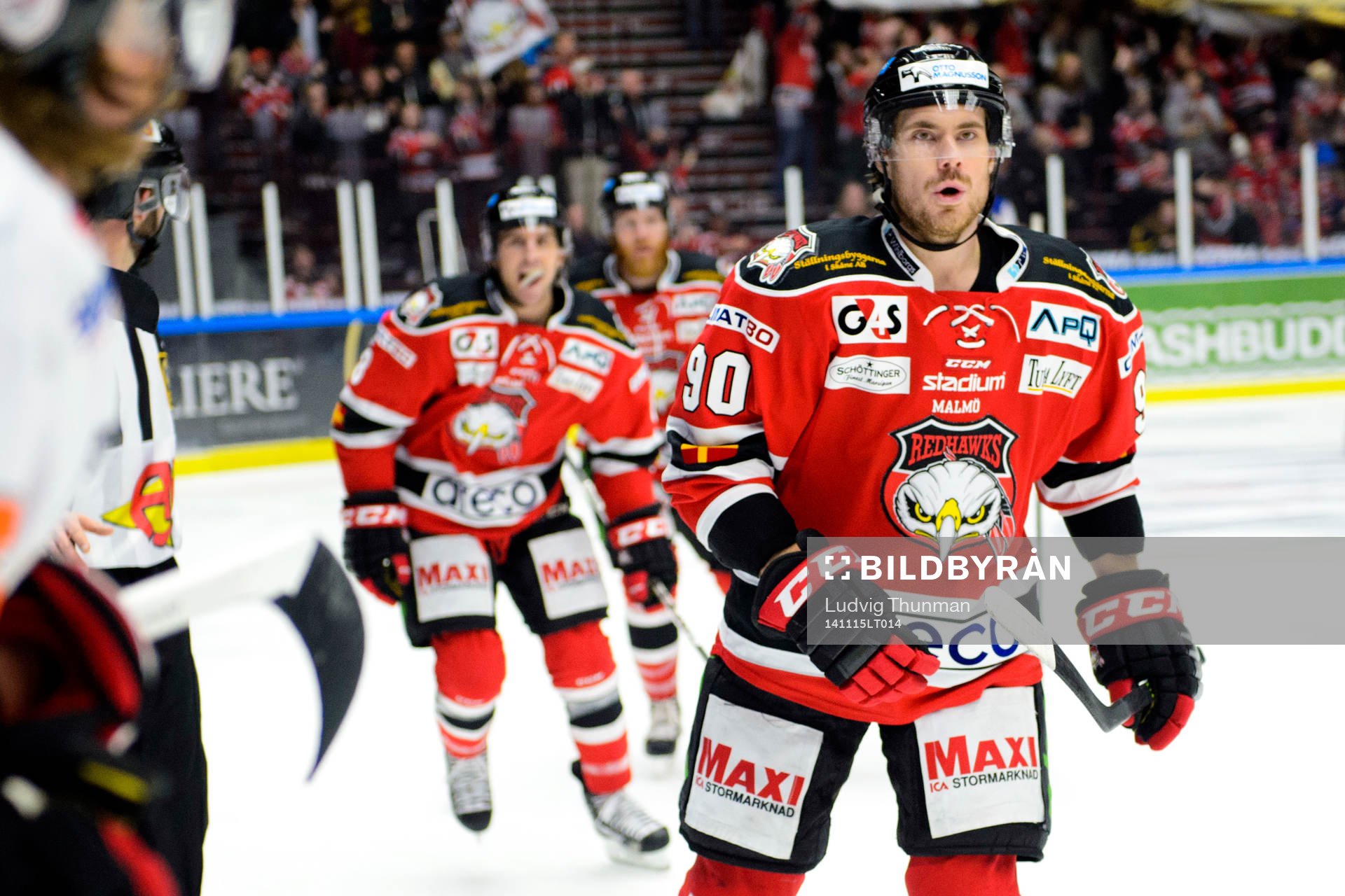 Malmö Redhawks Frederik Storm firar han gjort 1-0