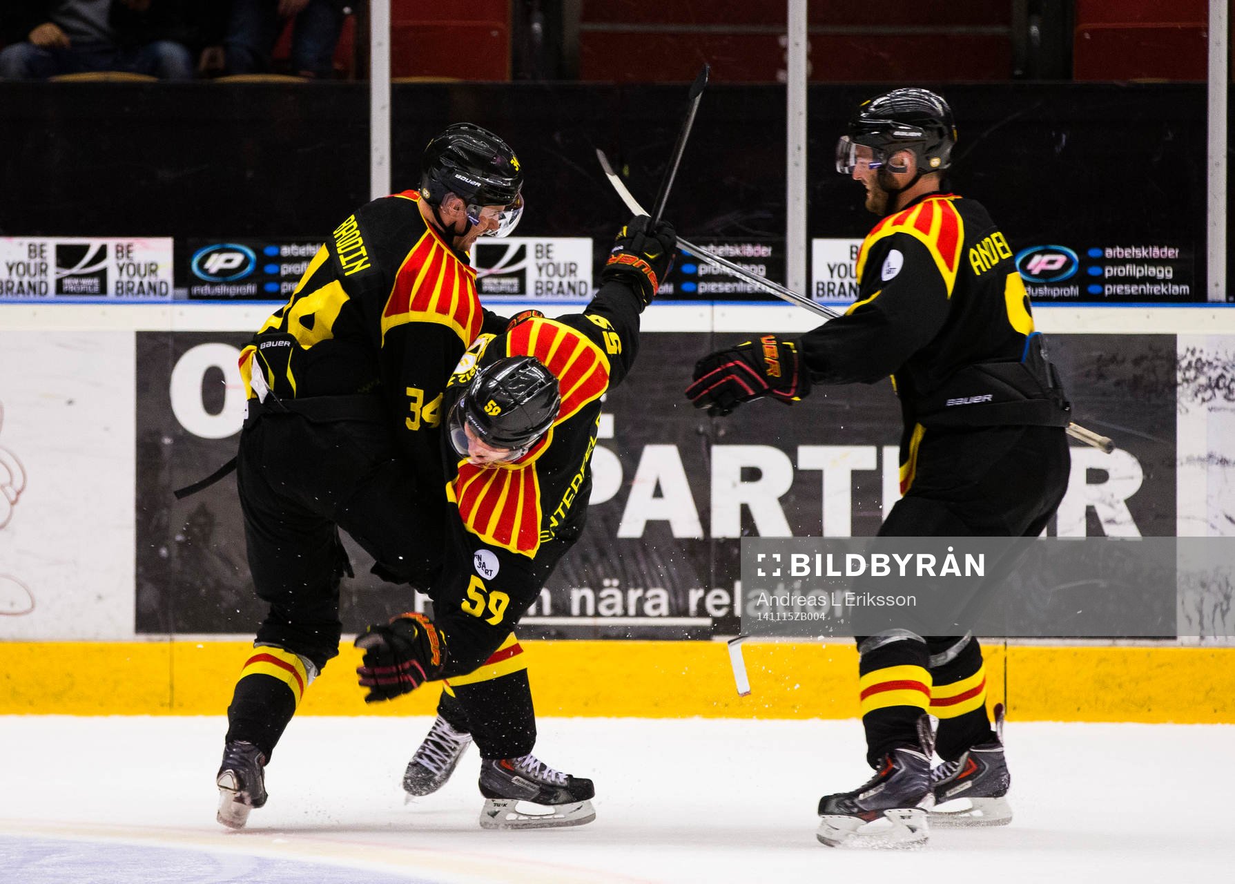 Brynäs Daniel Brodin jublar