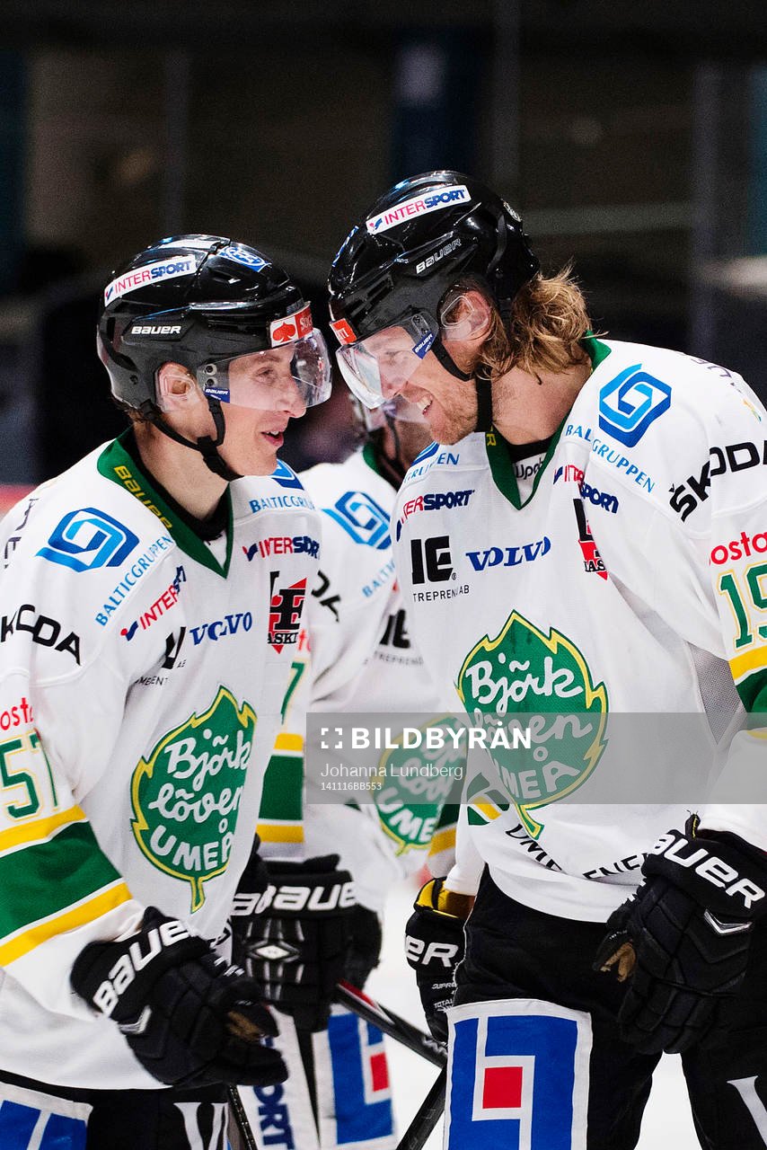 Björklövens Stefan Andersson och William Quist jublar