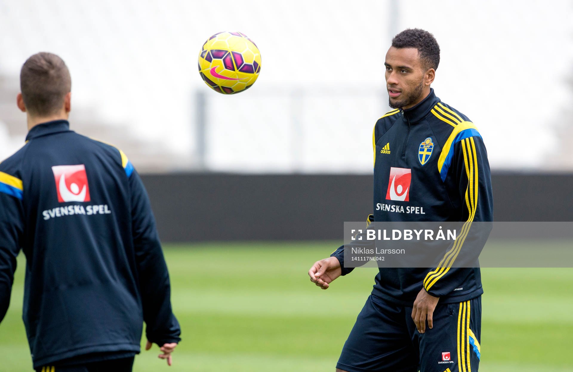 Sveriges Isaac Kiese Thelin
