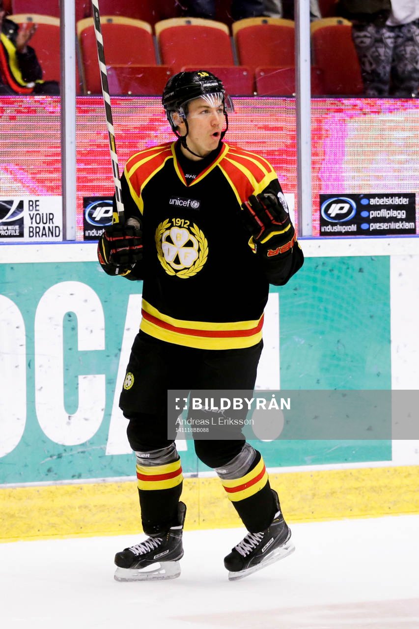 Brynäs Anton Rödin jublar