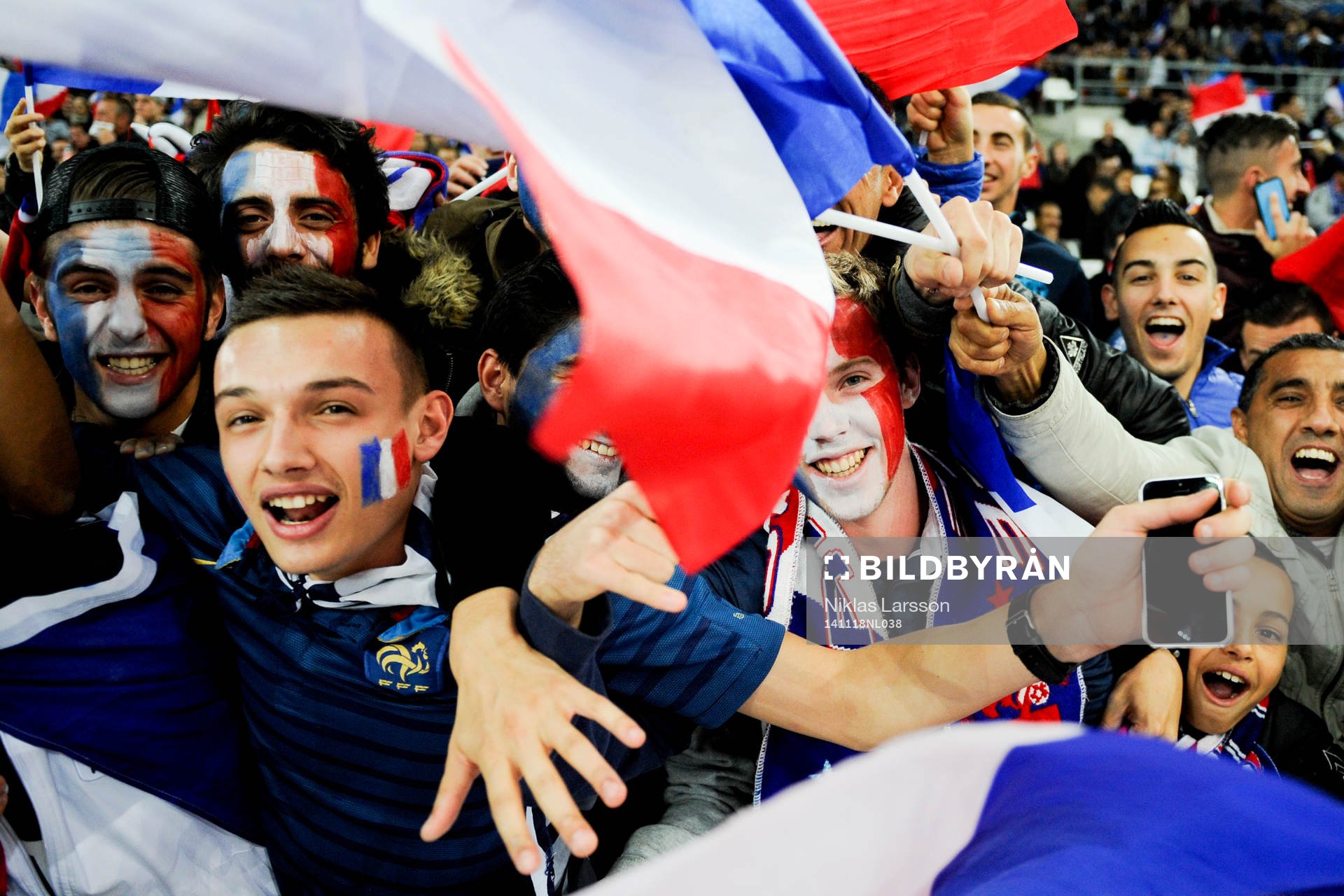 Frankrikes supportrar jublar