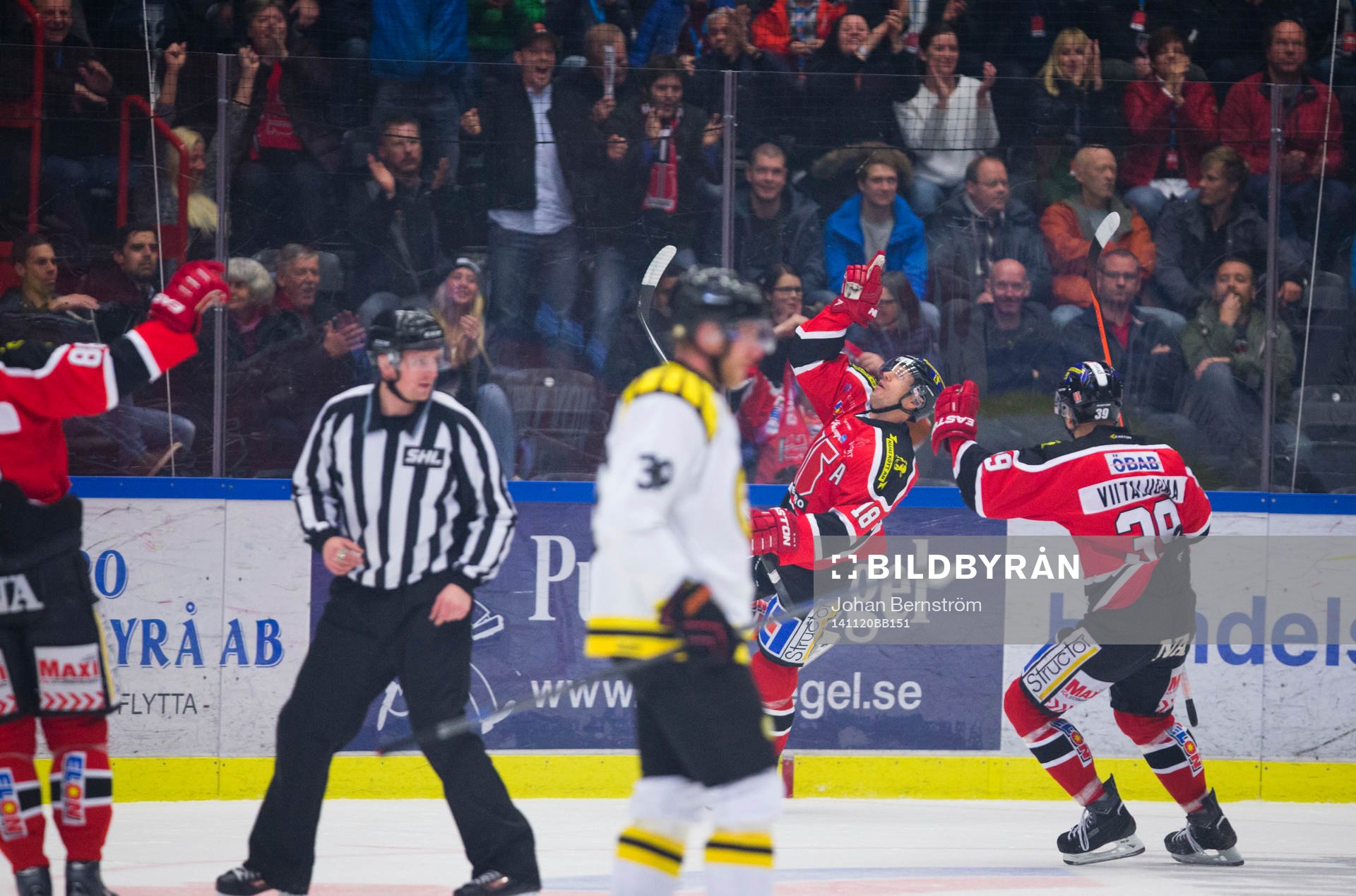 Örebros Jared Aulin jublar