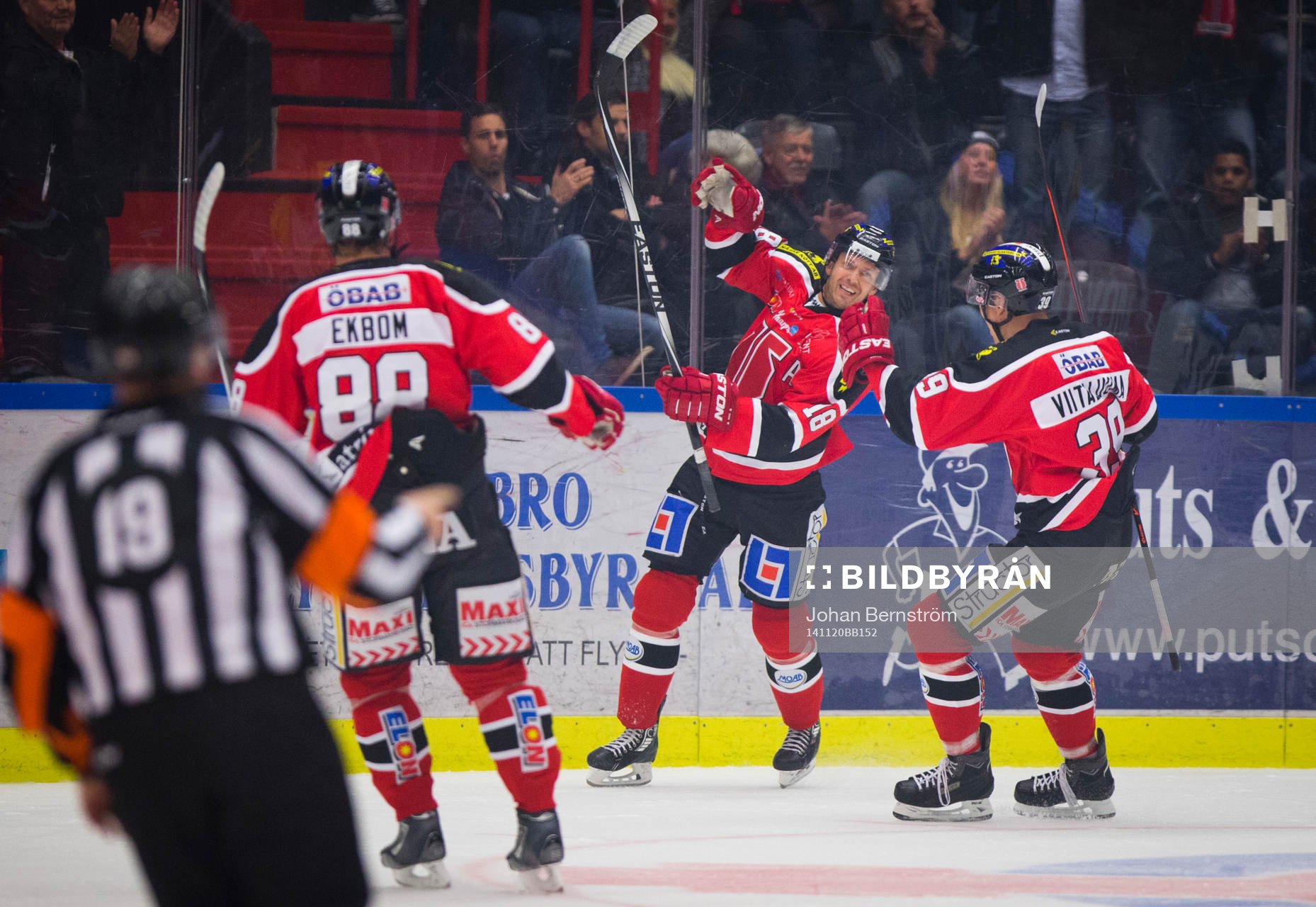 Örebros Jared Aulin jublar