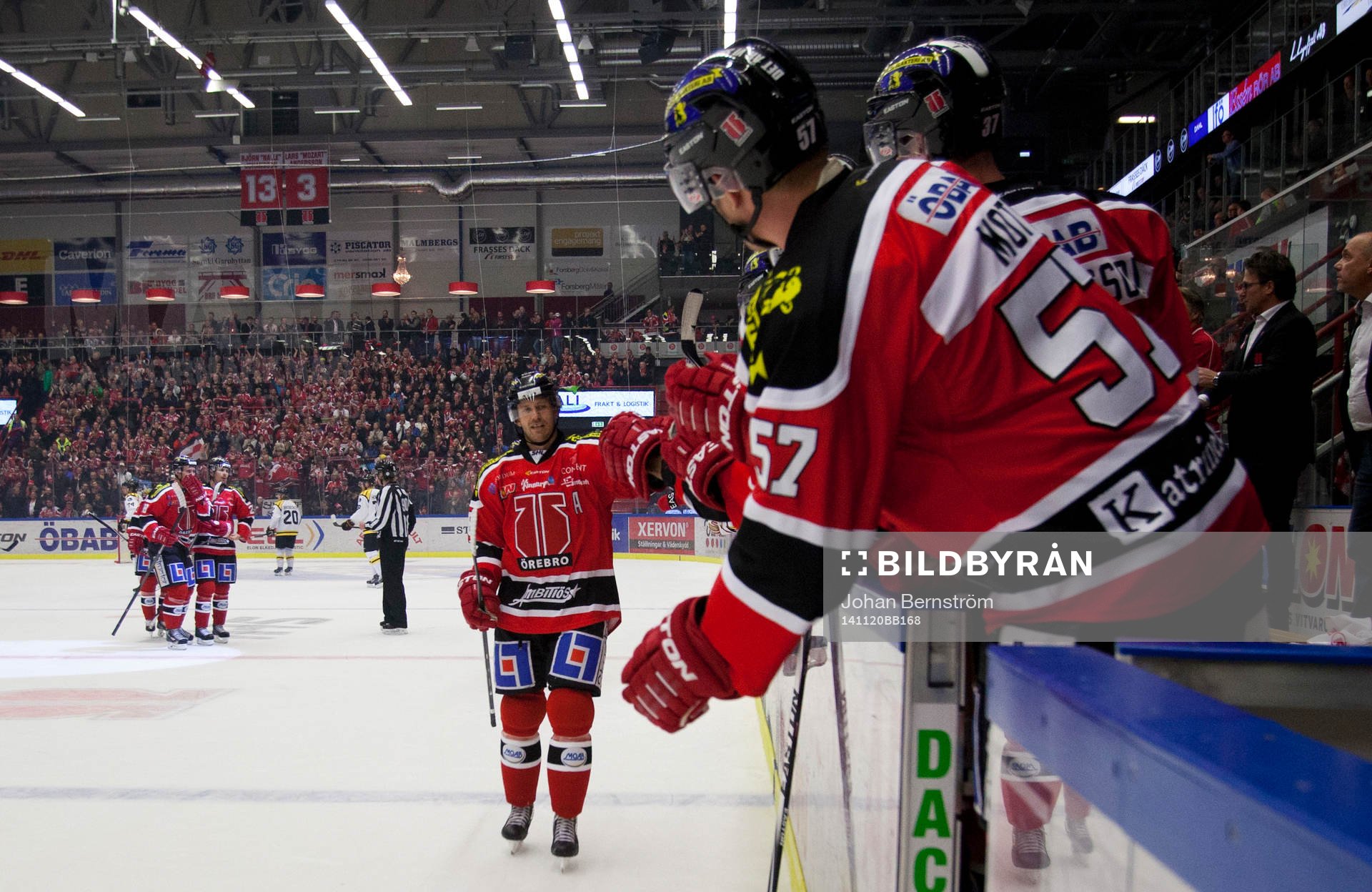 Örebros Jared Aulin jublar