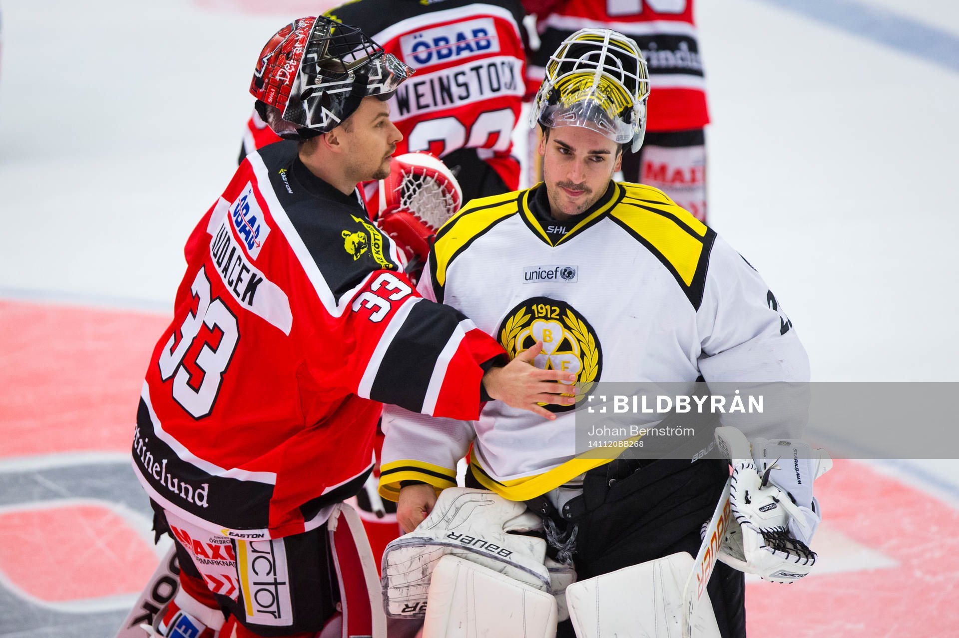 Örebros målvakt Julius Hudacek blev inbytt till