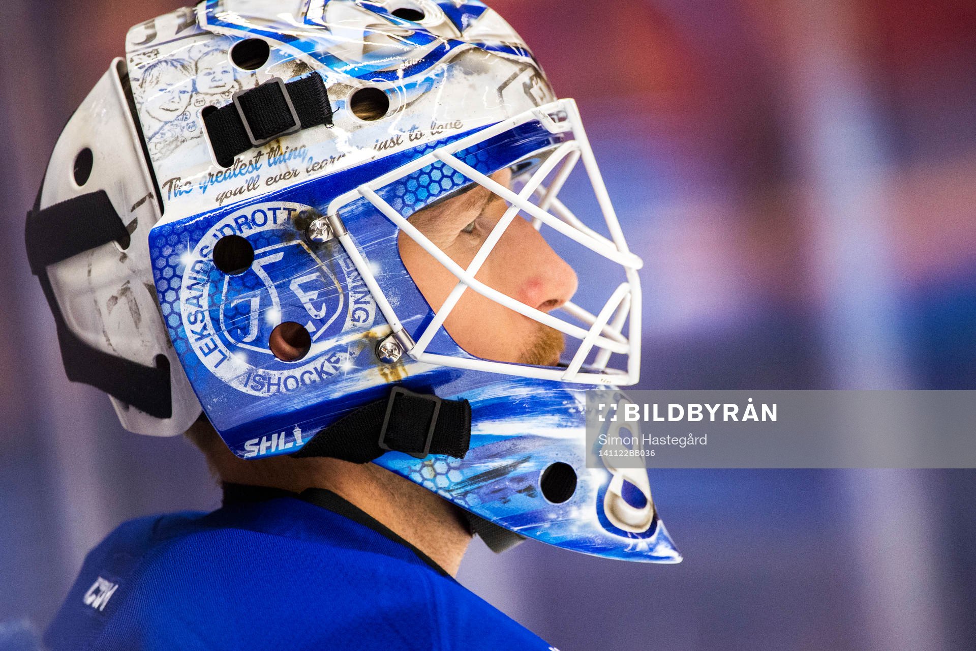 Leksands målvakt Joakim Lundström före ishockeymatchen i