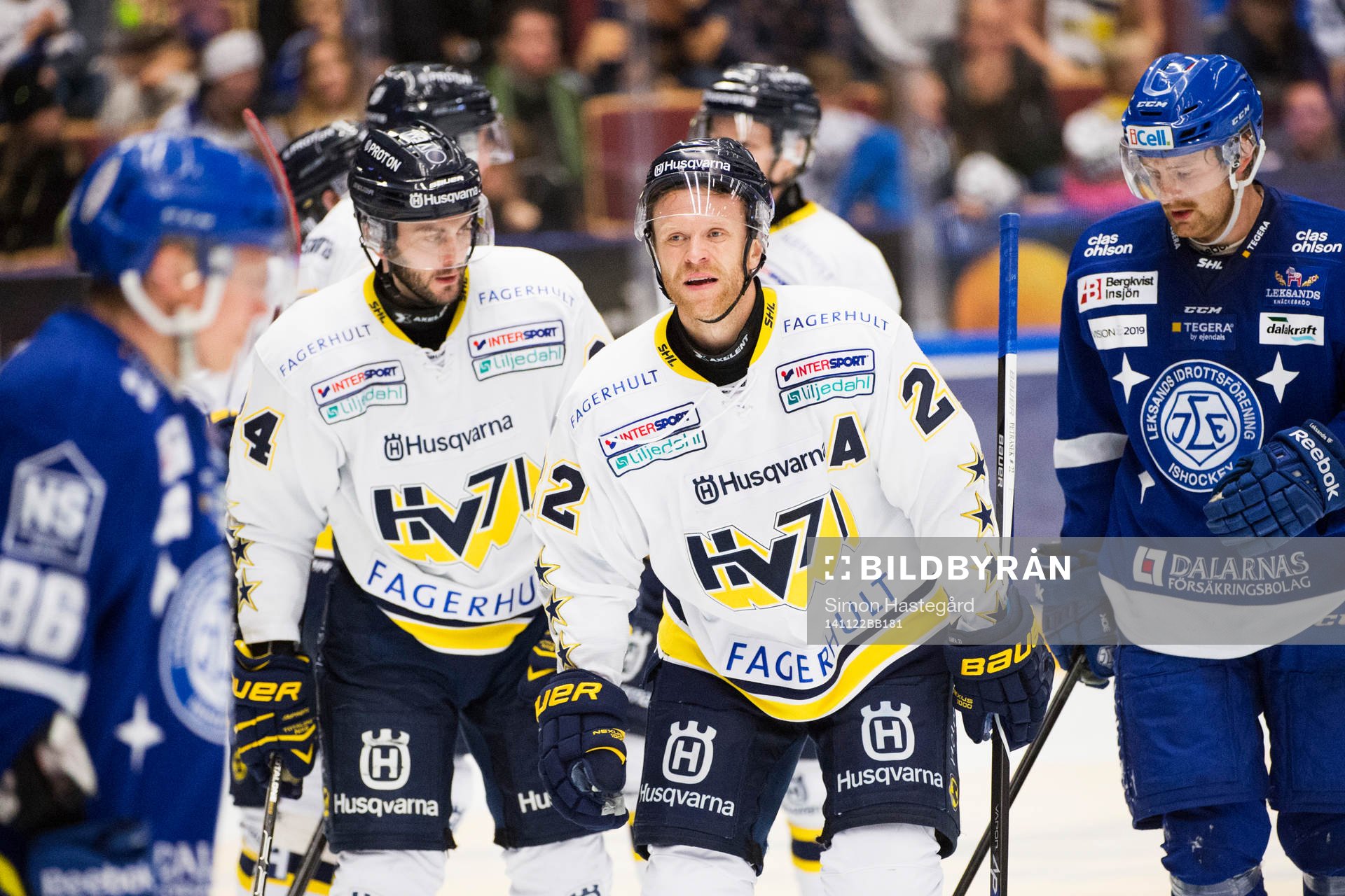 HV71s Erik Christensen och David Petrasek jublar