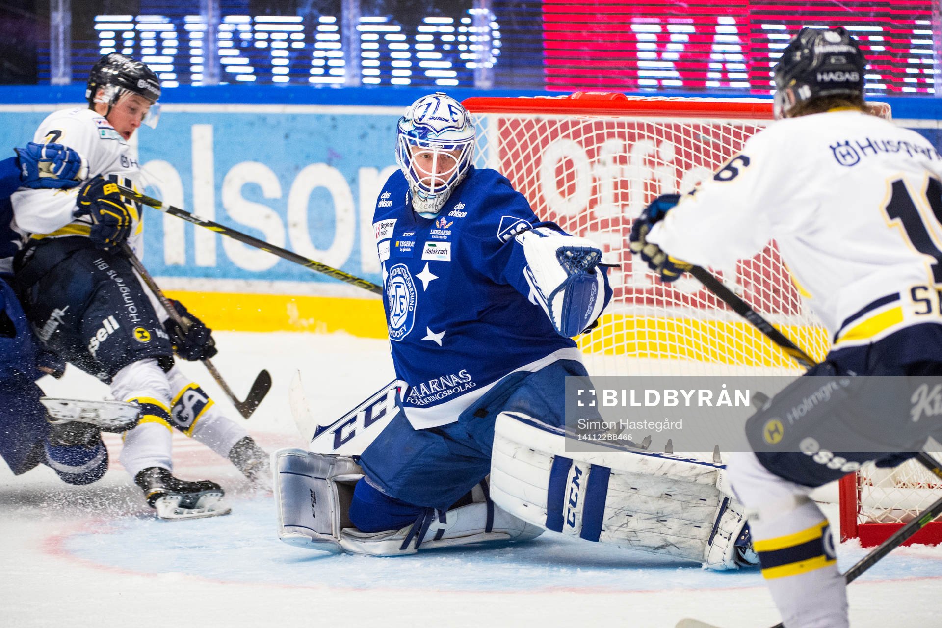 Leksands Leksands målvakt Oscar Alsenfelt räddar skott