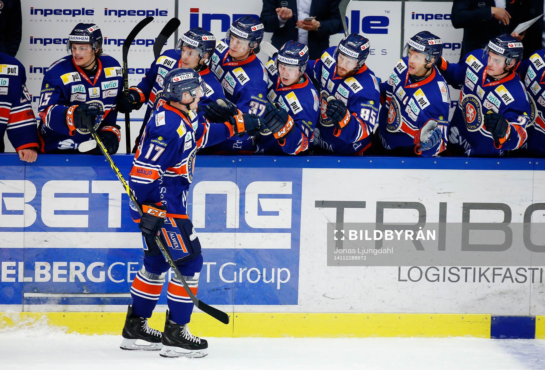 Växjös Alexander Johansson gör 1-1 och jublar