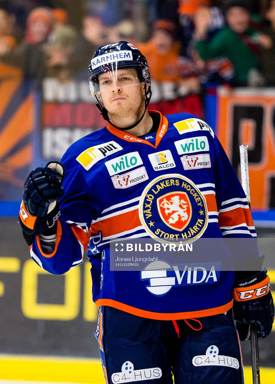 Växjös Nick Johnson firar