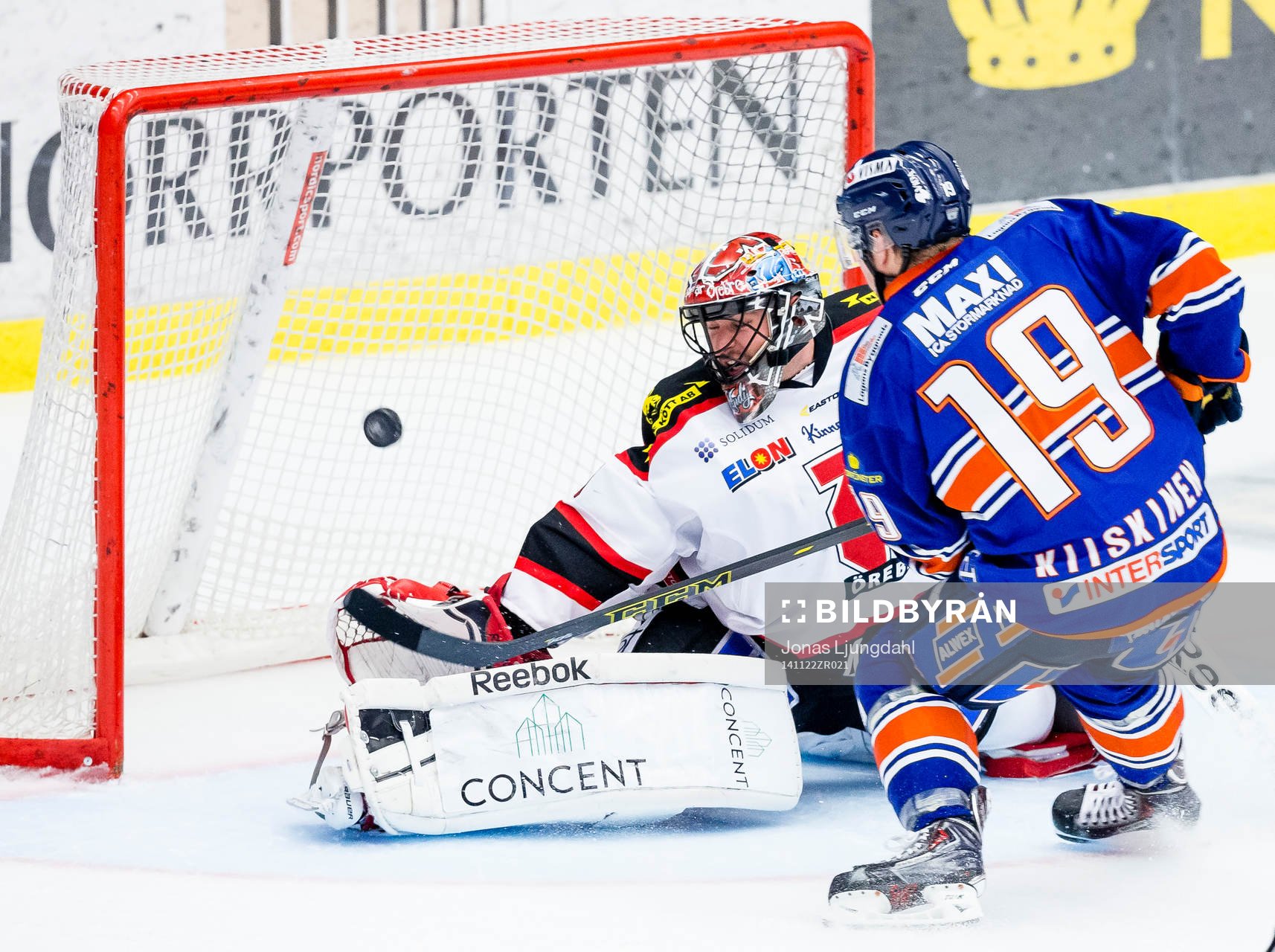 Växjös Tuomas Kiiskinen gör mål 2-1 bakom Örebros