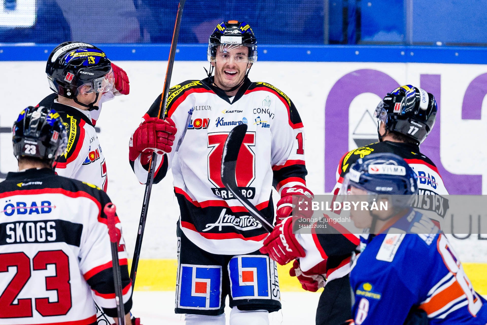 Örebros Derek Ryan firar