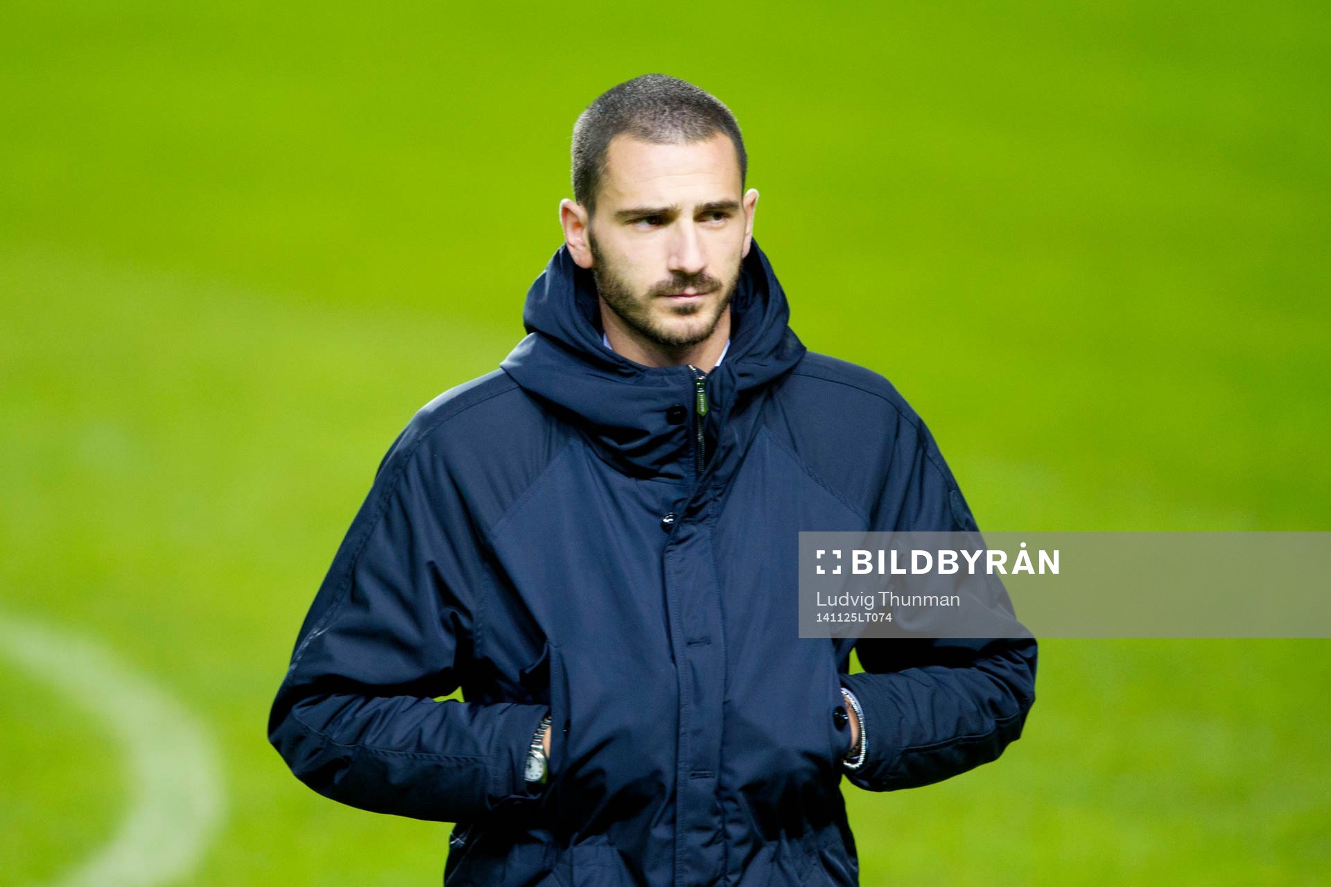 Juventus Leonardo Bonucci inspekterar planen