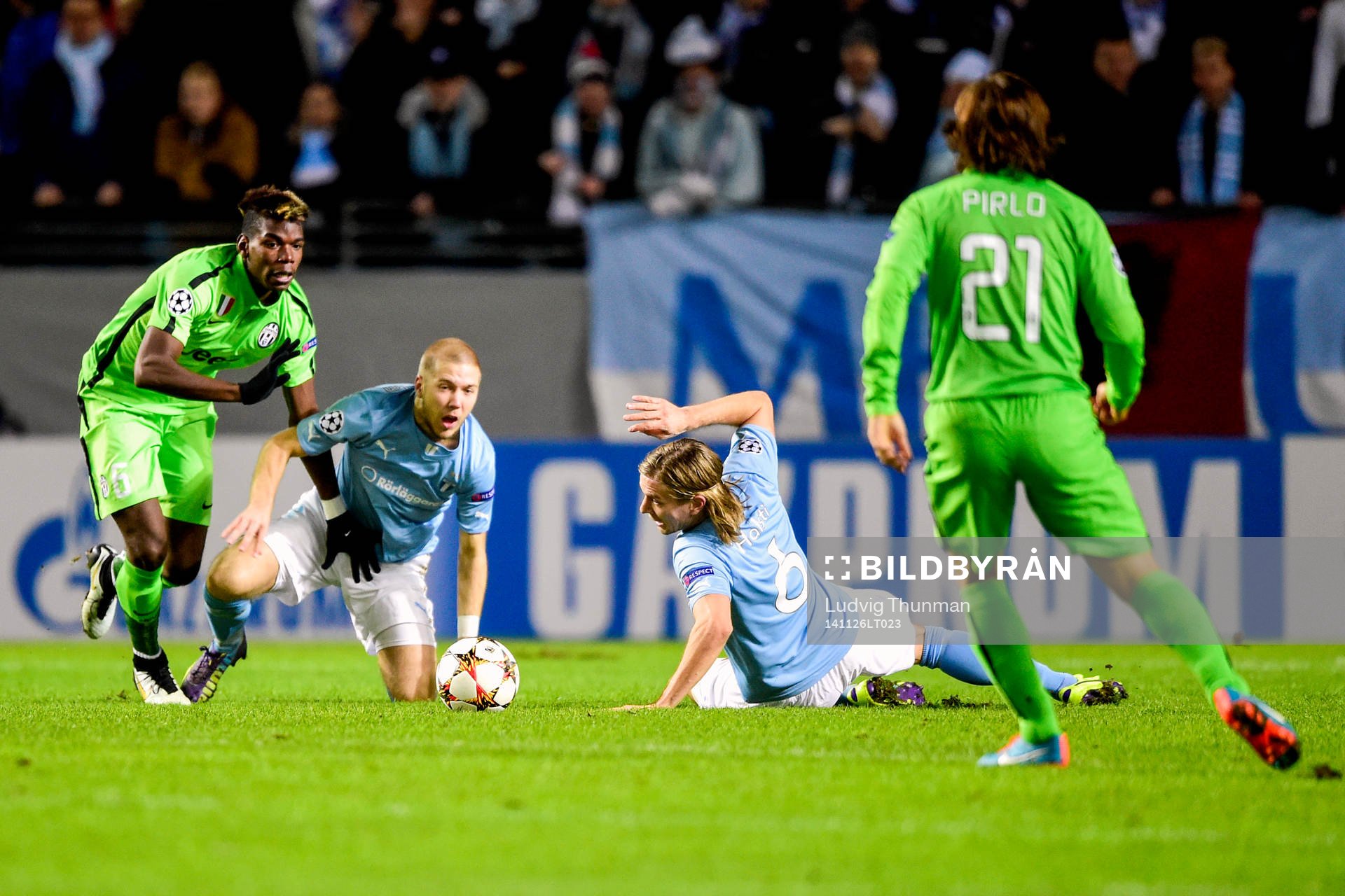 s Anton Tinnerholm och Markus Halsti och Juventus Paul Pogba