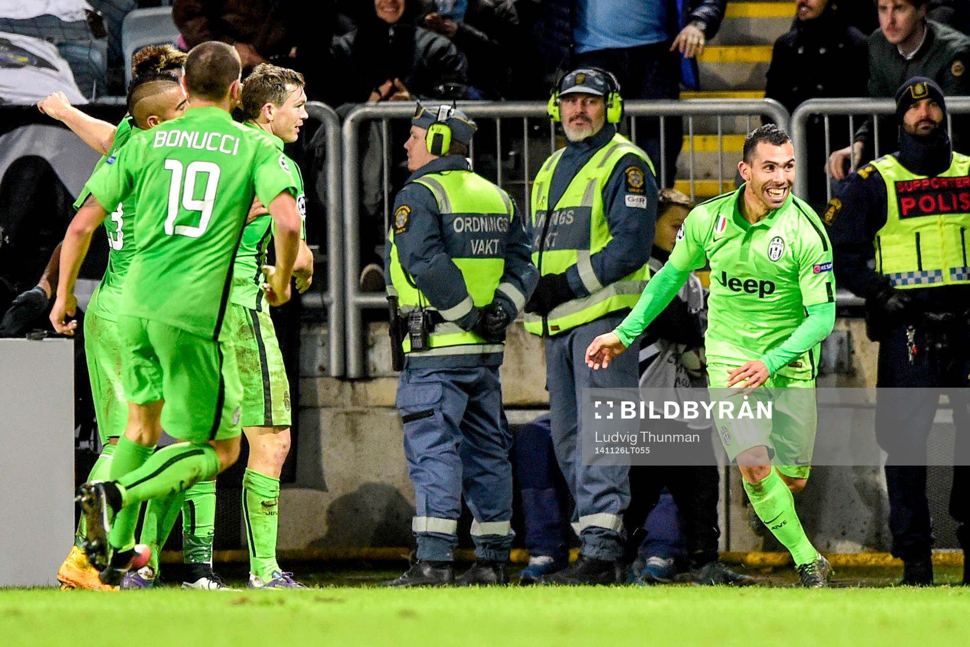 Juventus Carlos Tevez jublar