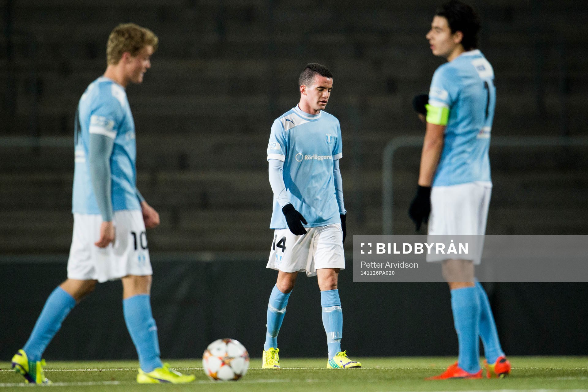 Malmö FFs Granit Stagova (m) Freddie Brorsson (tv) och