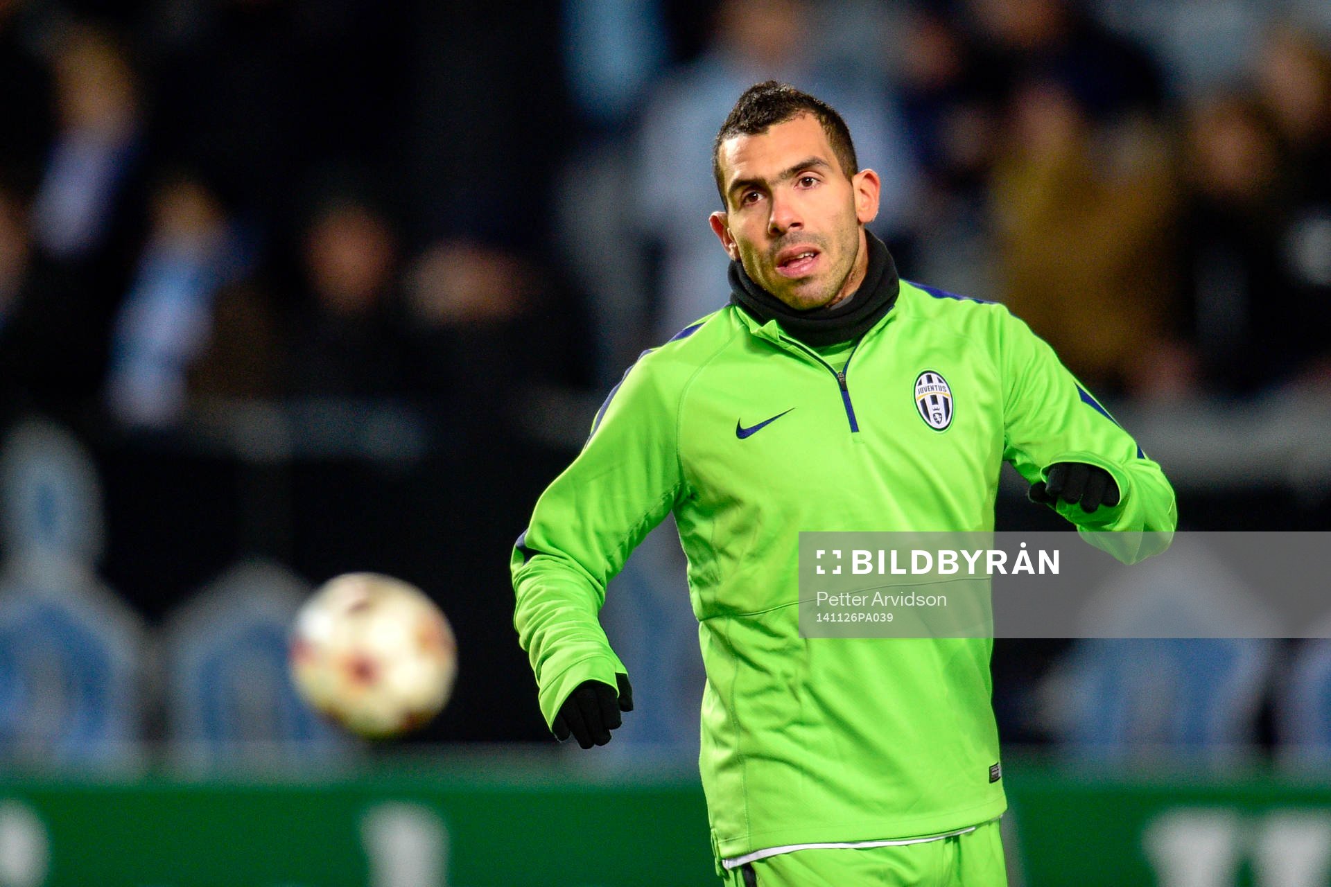 Juventus Carlos Tevez under fotbollsmatchen i Champions League mellan Malmö FF och Juventus den 26 november 2014 i Malmö. 