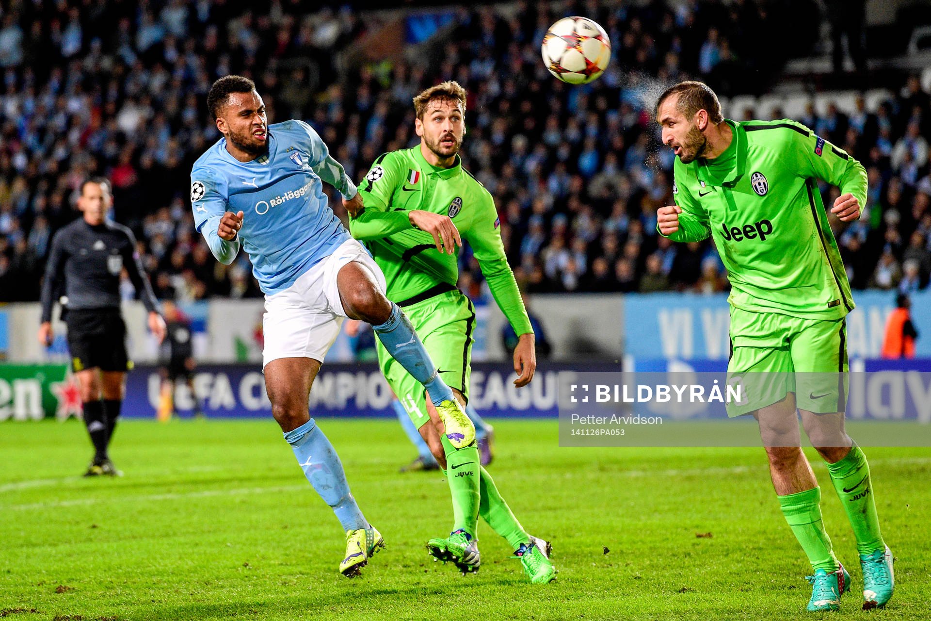 s Isaac Kiese Thelin och Juventus Fernando Llorente och