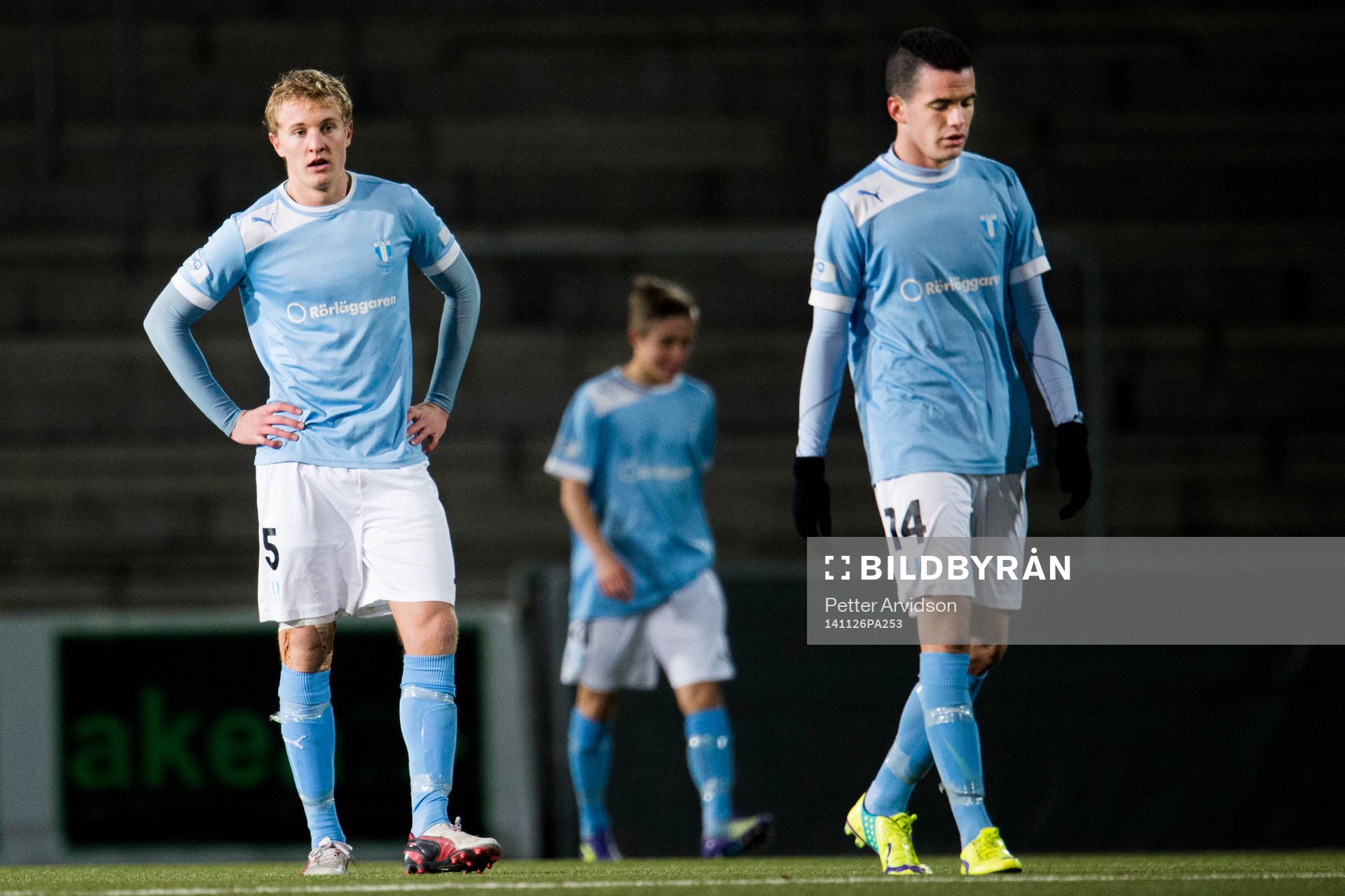 Malmö FFs Franz Brorsson och Granit Stagova deppar