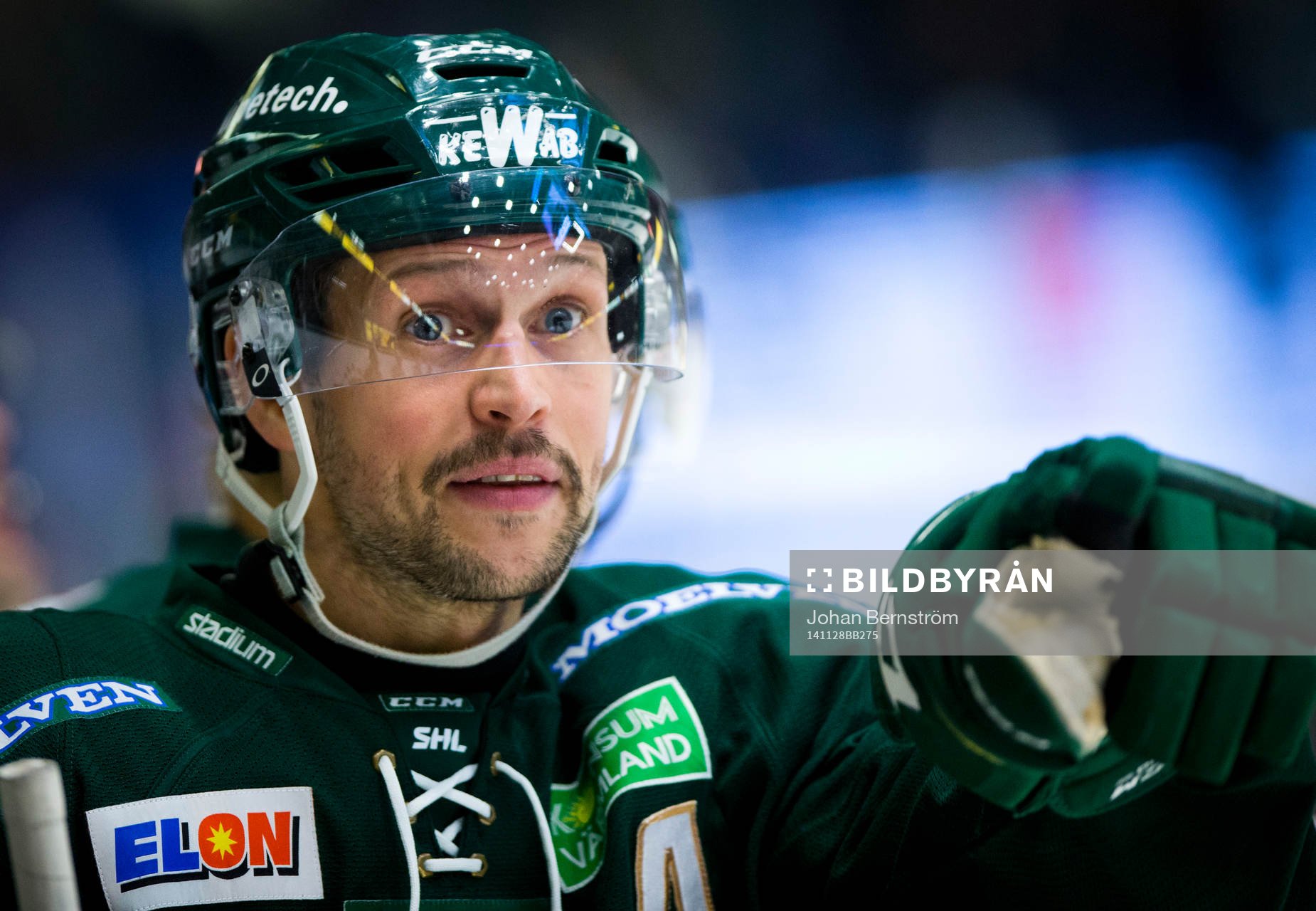 Färjestads Rickard Wallin är arg