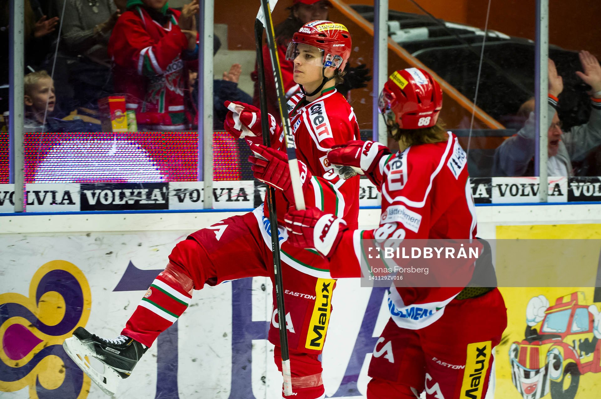 Modos Adrian Kempe gör det tredje målet för Modos