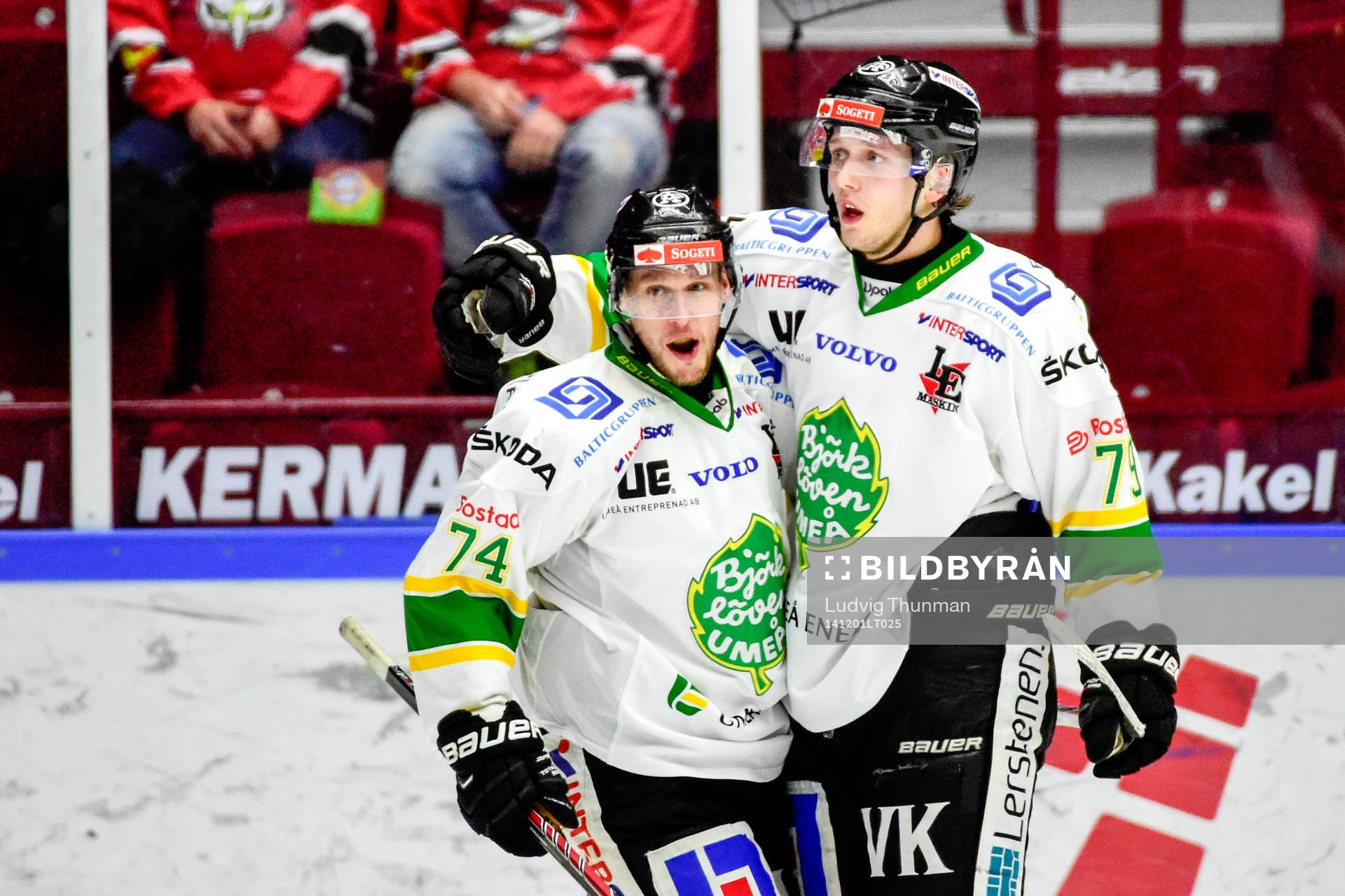Björklövens Emil Lundberg jublar