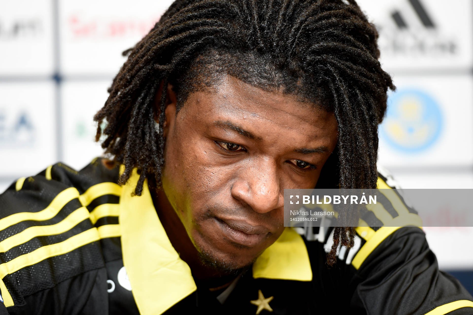 AIK presenterar nyförvärvet Mohamed Bangura på en