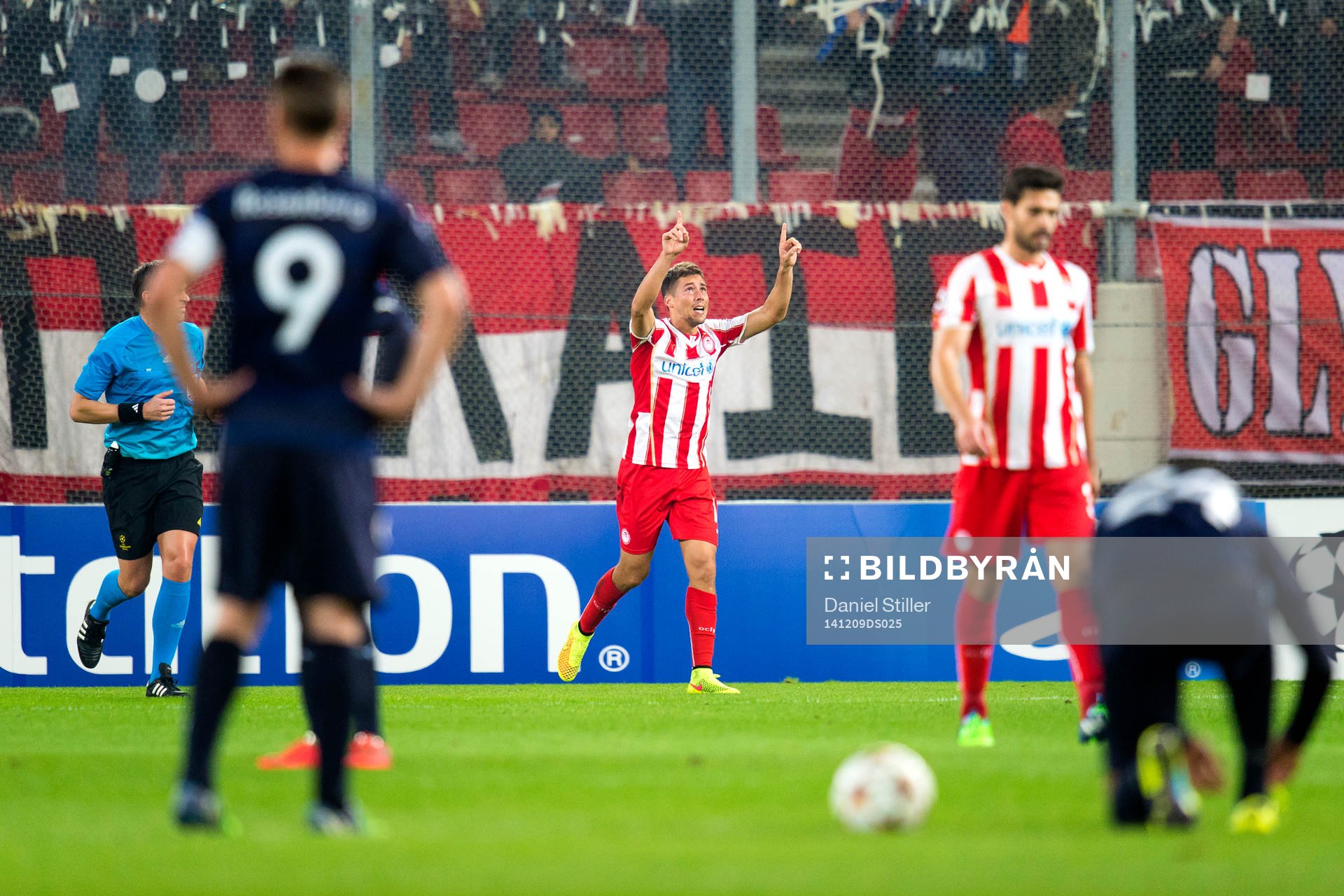 Olympiacos David Fuster jublar