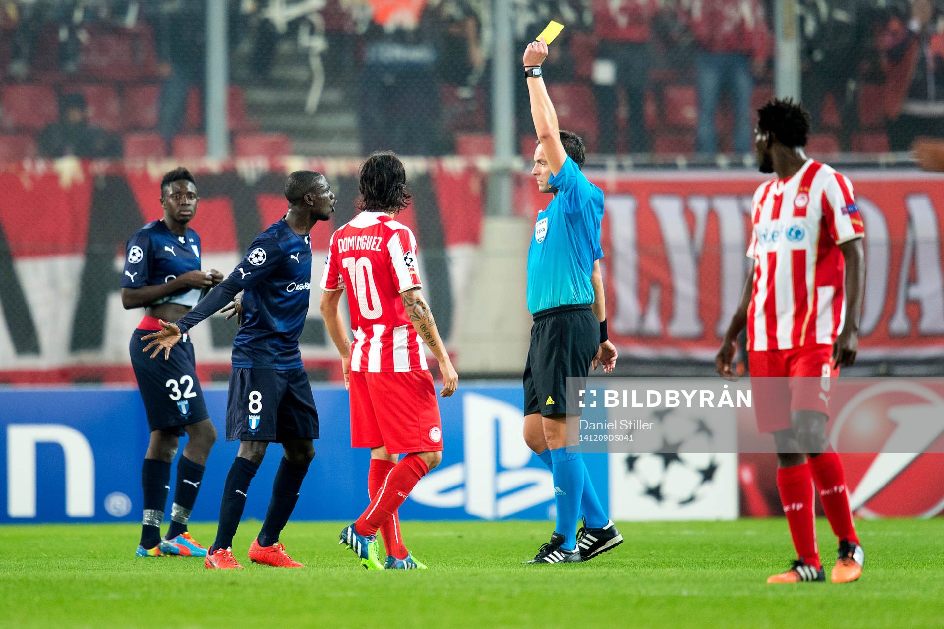 Malmö FFs Enock Kofi Adu får gult kort