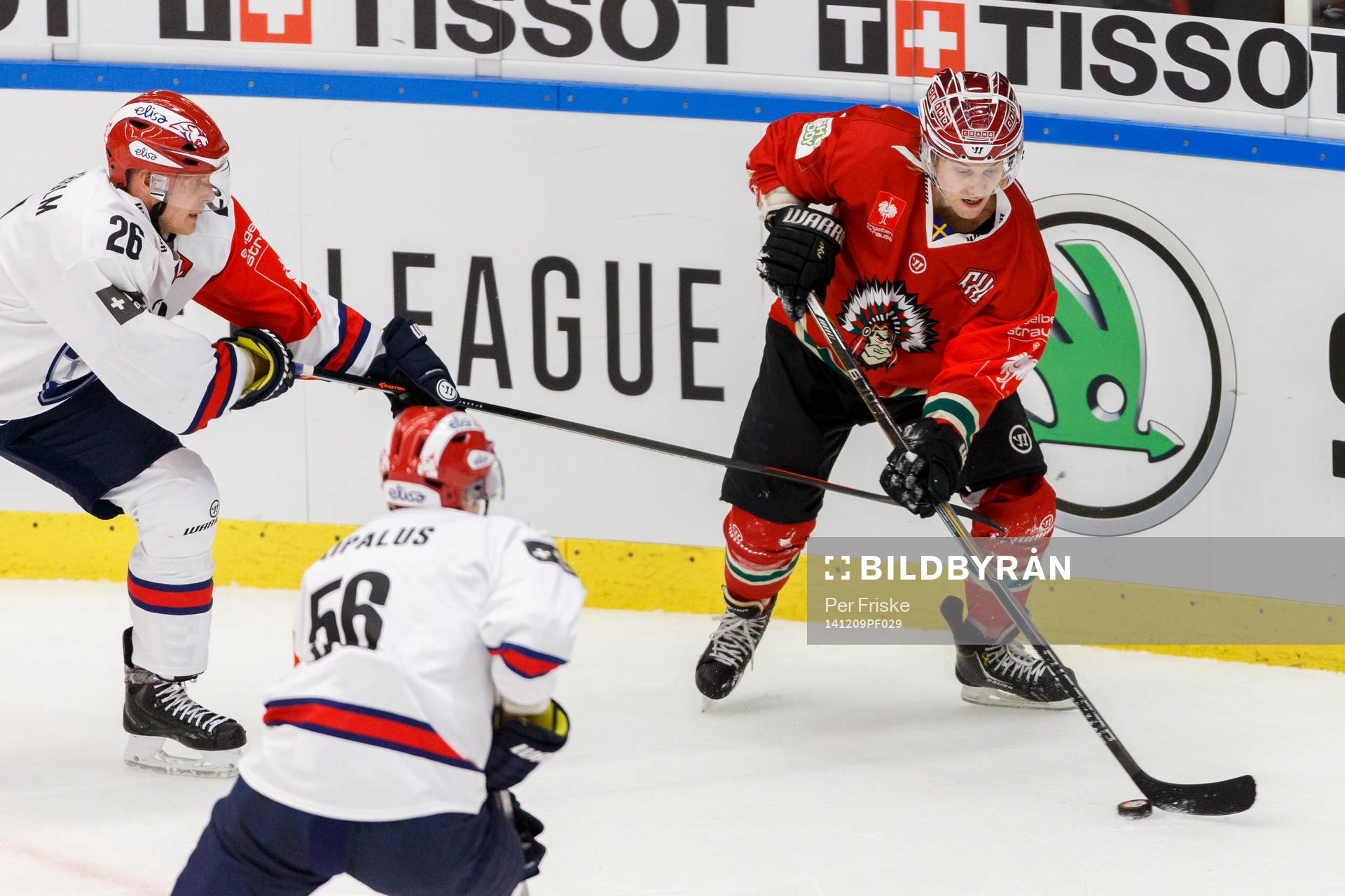 Frölundas Mathis Olimb med pucken